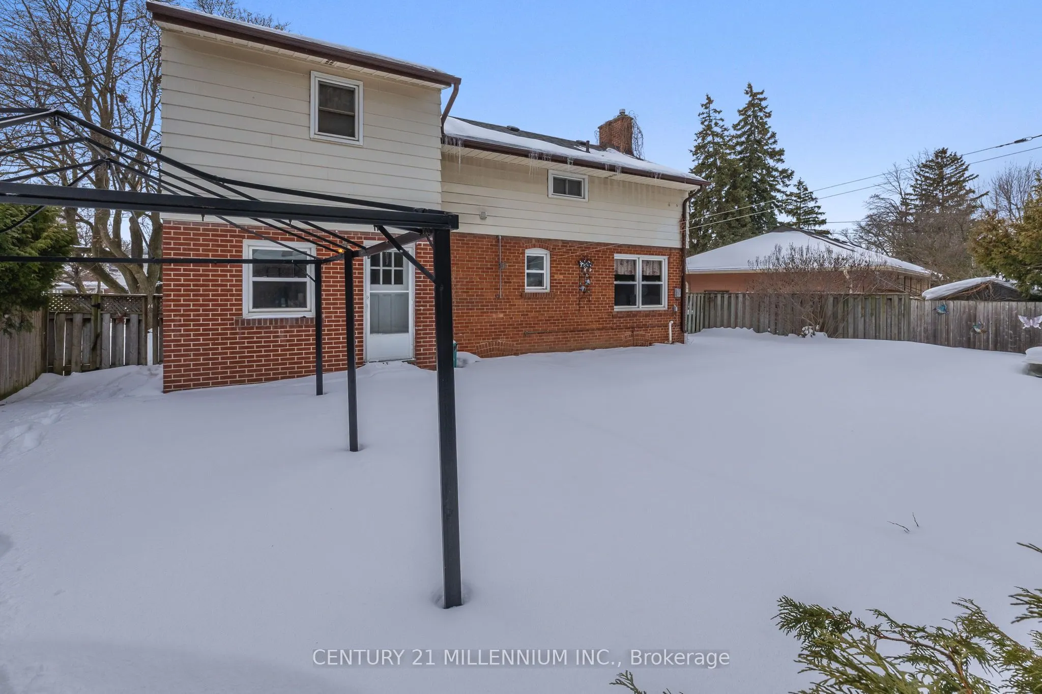 9 Crestview Avenue