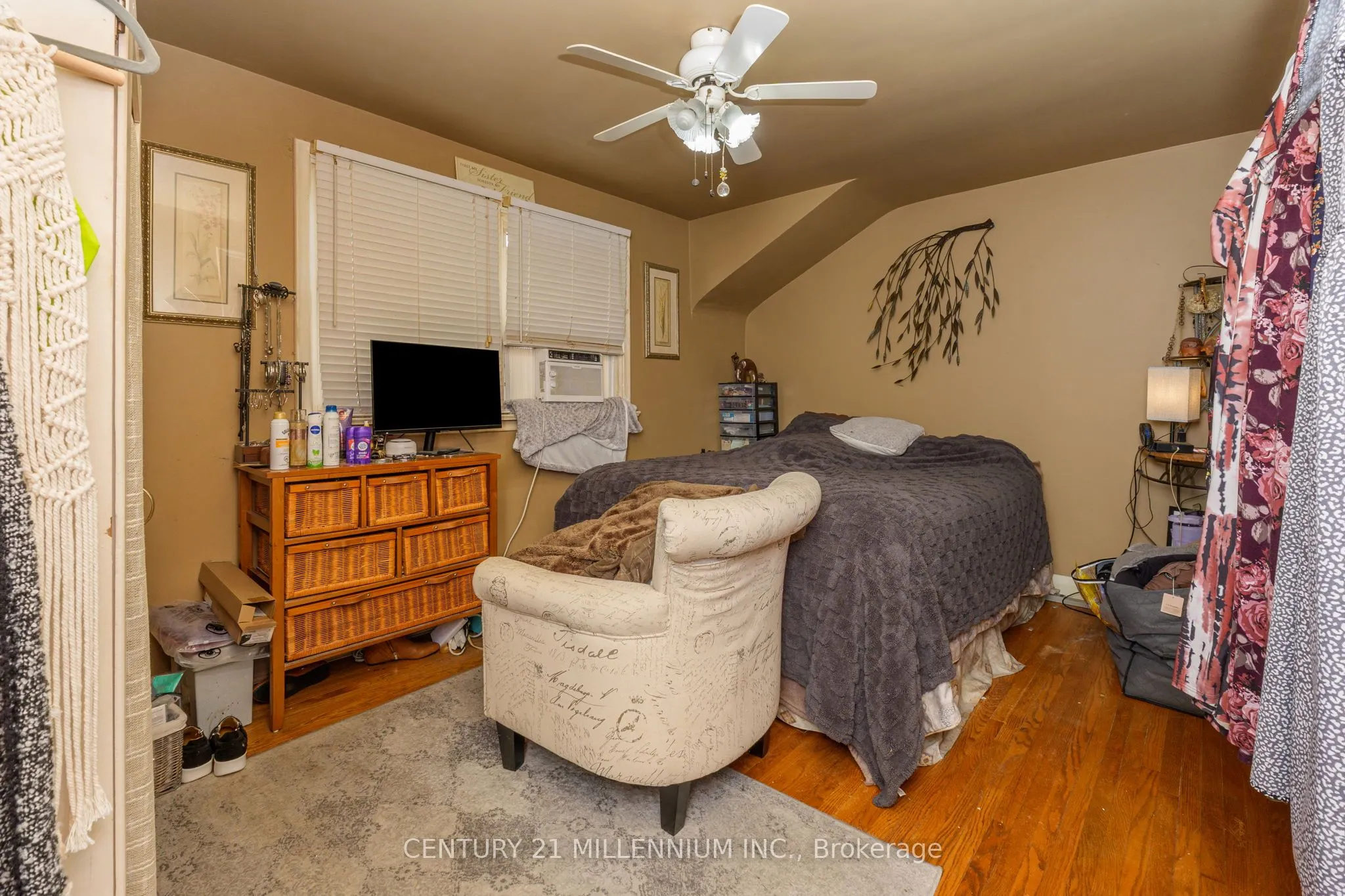 9 Crestview Avenue