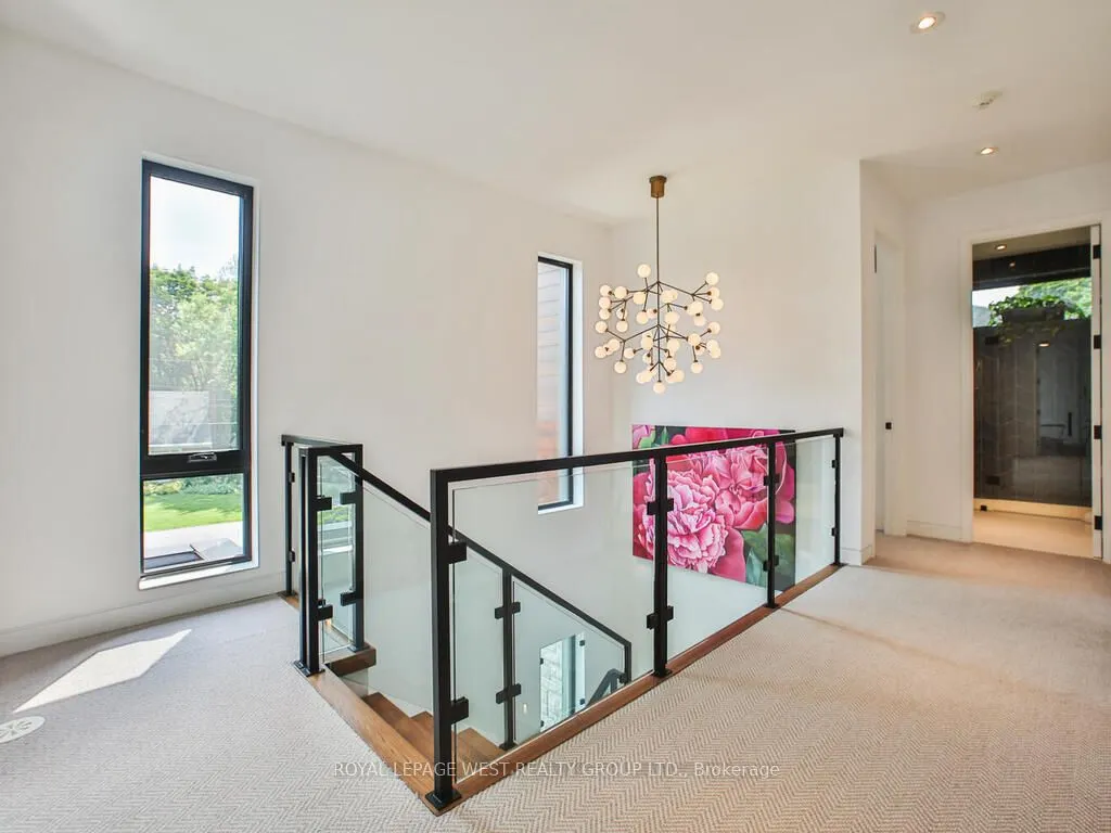 4 Old Oak Road