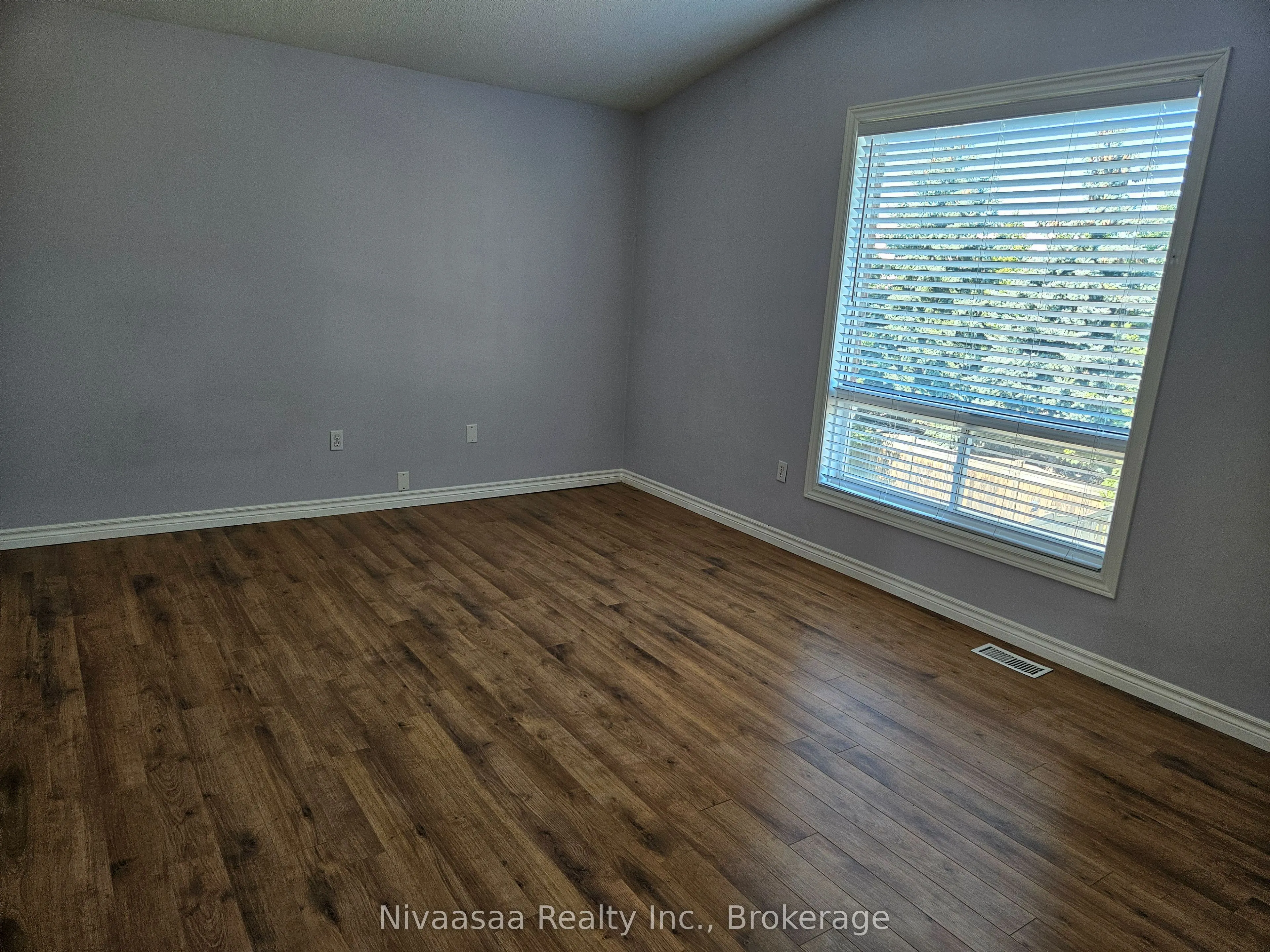 926 Ledbury Crescent