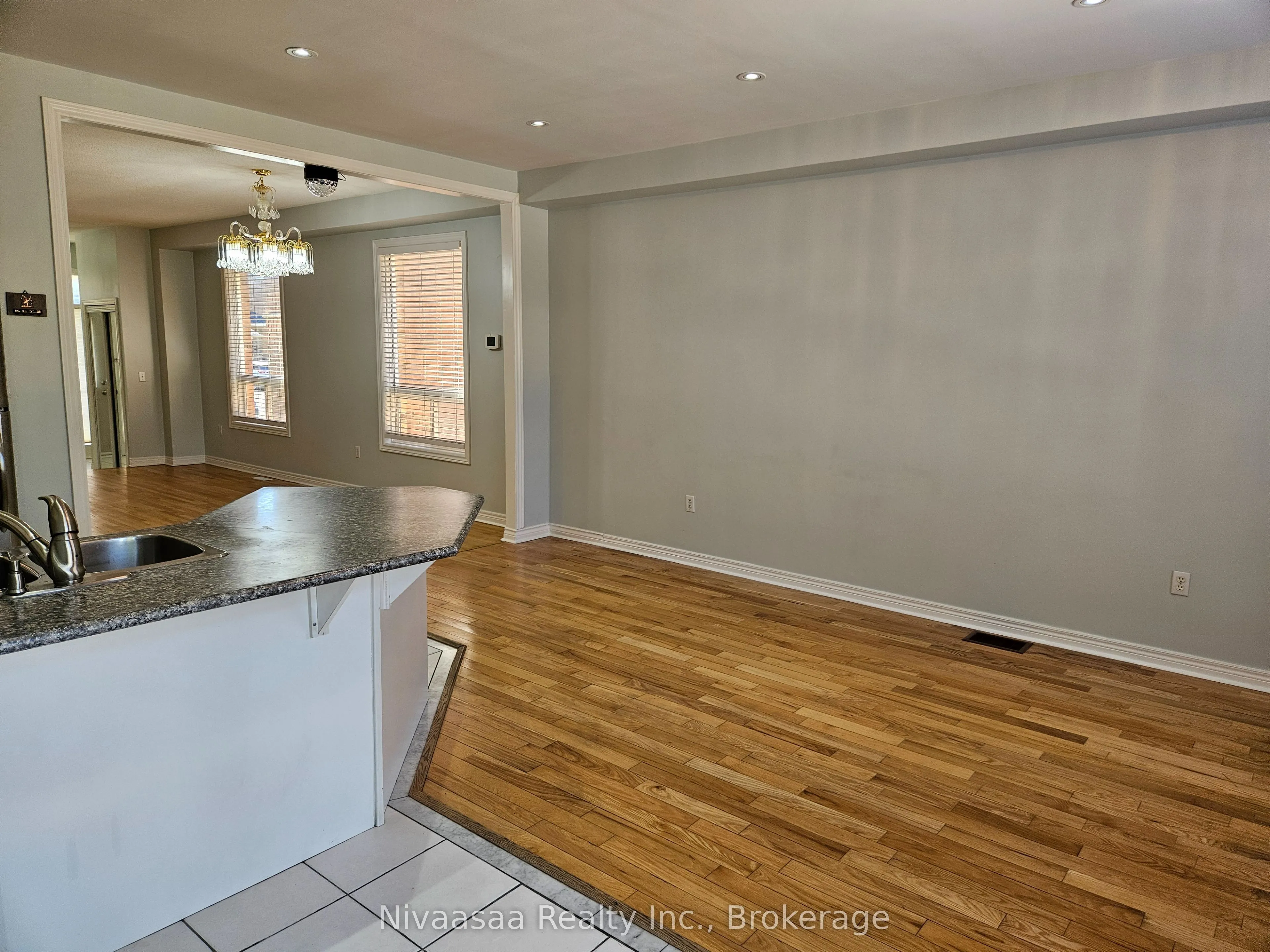 926 Ledbury Crescent