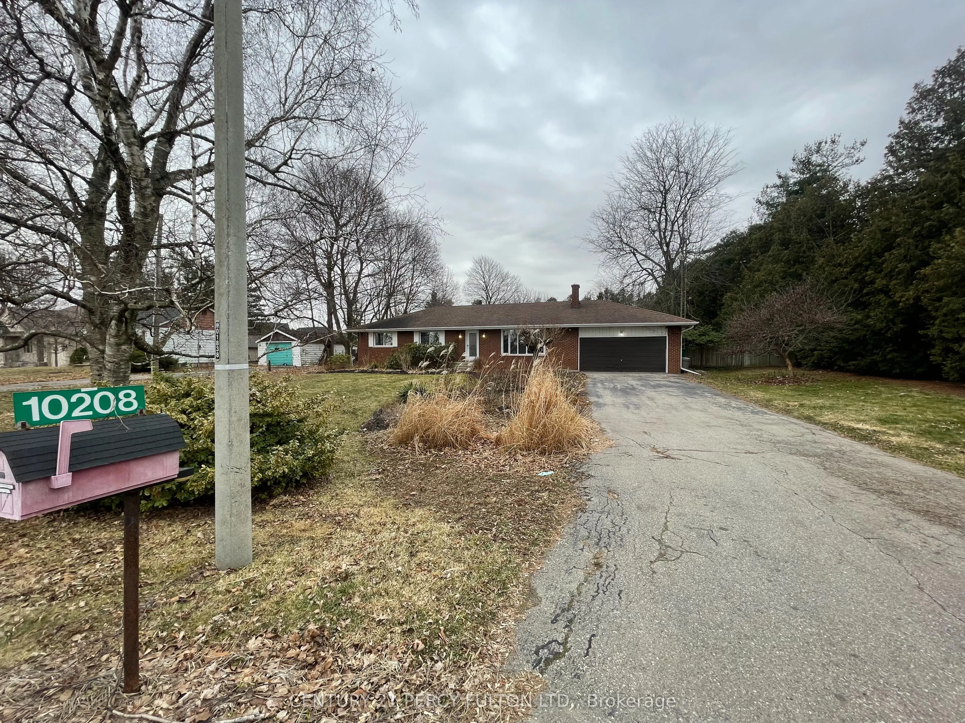 10208 Tenth Line