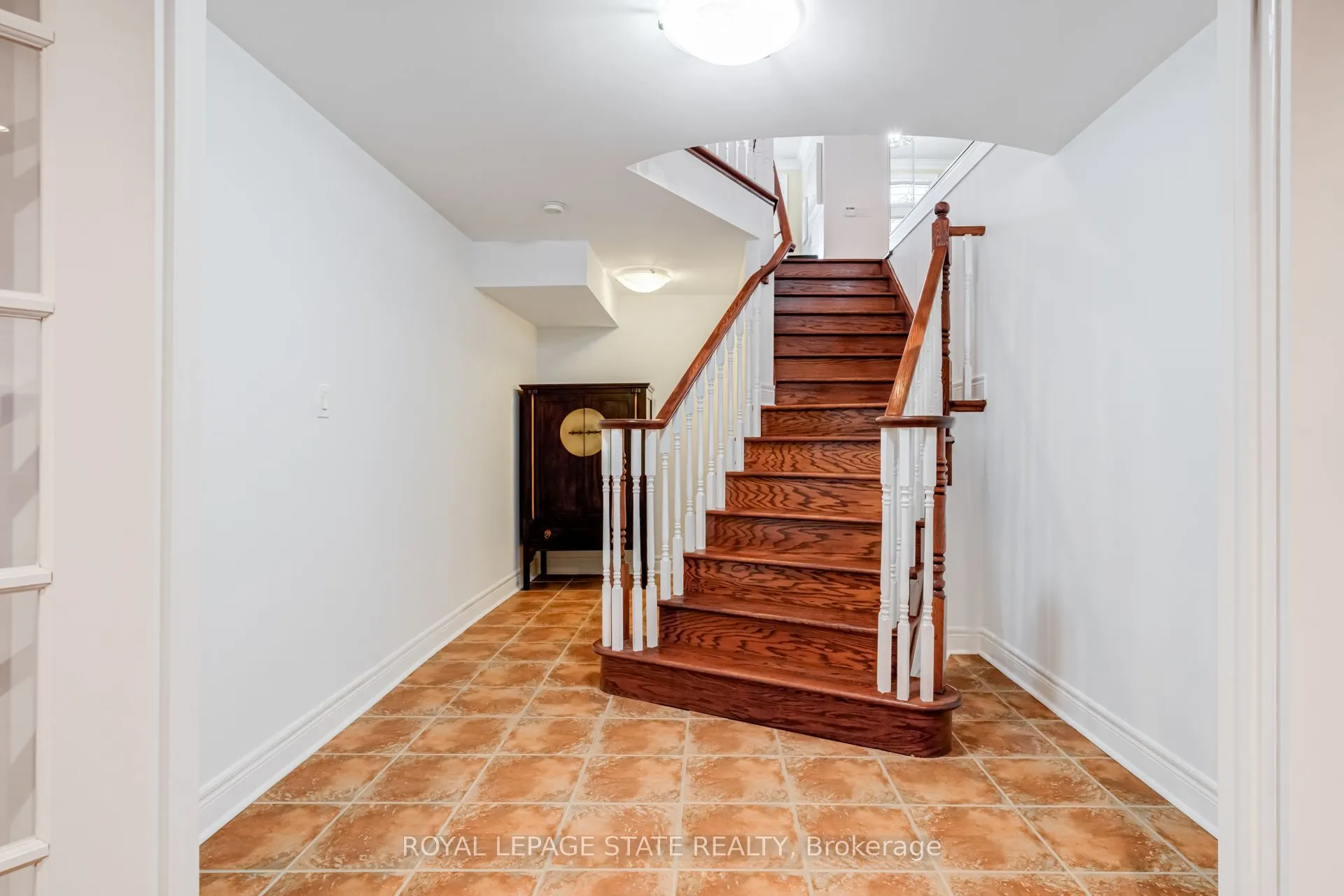 17 Mcnutt Street