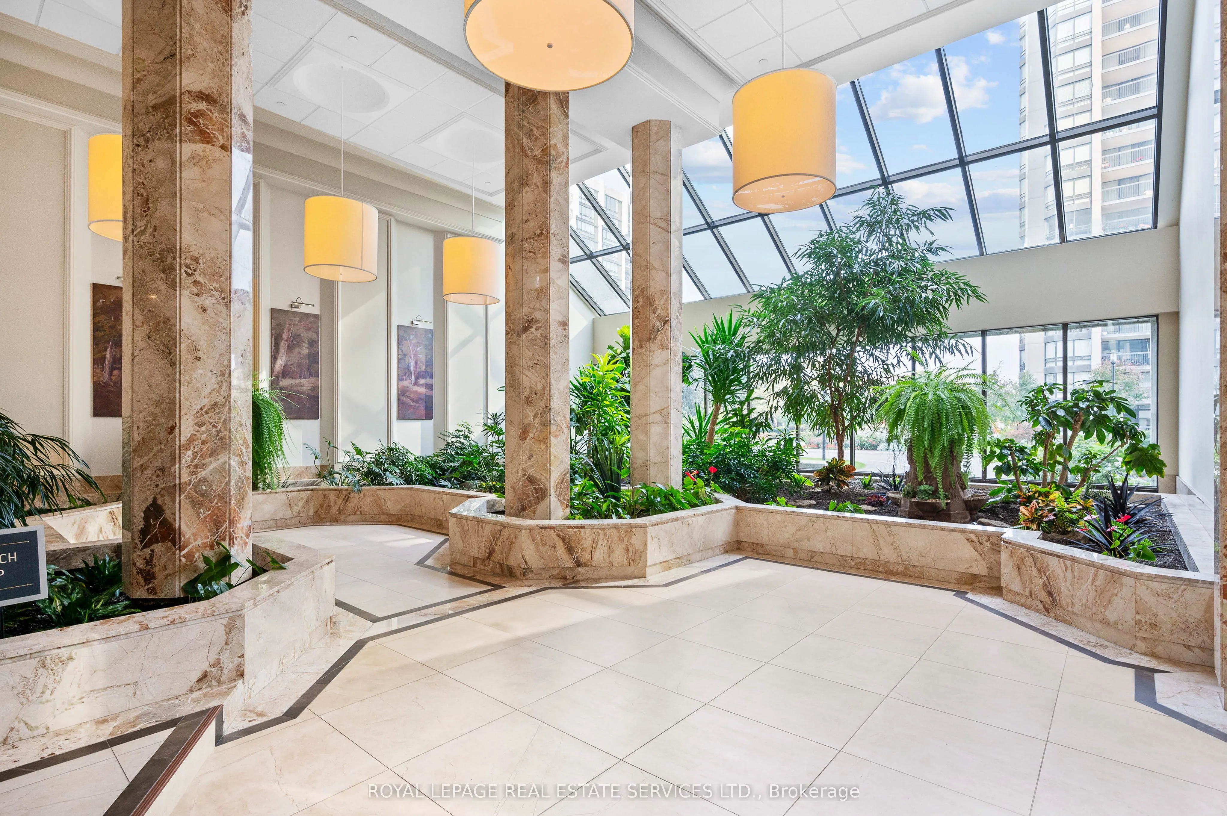 2180 Marine Drive #1601