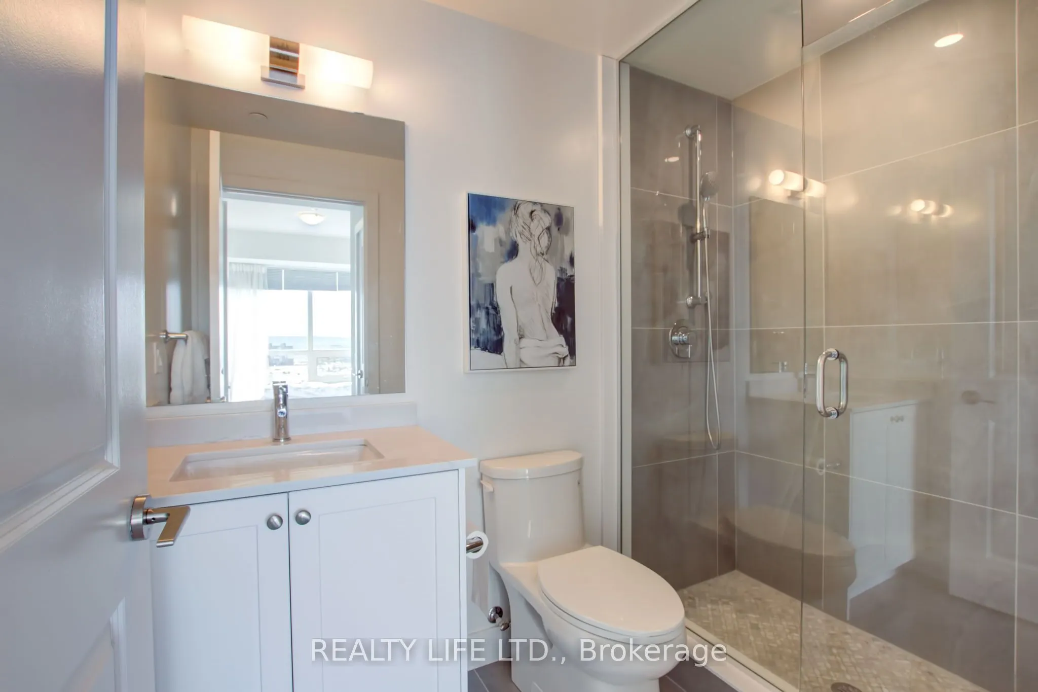 1050 Main Street E #1014