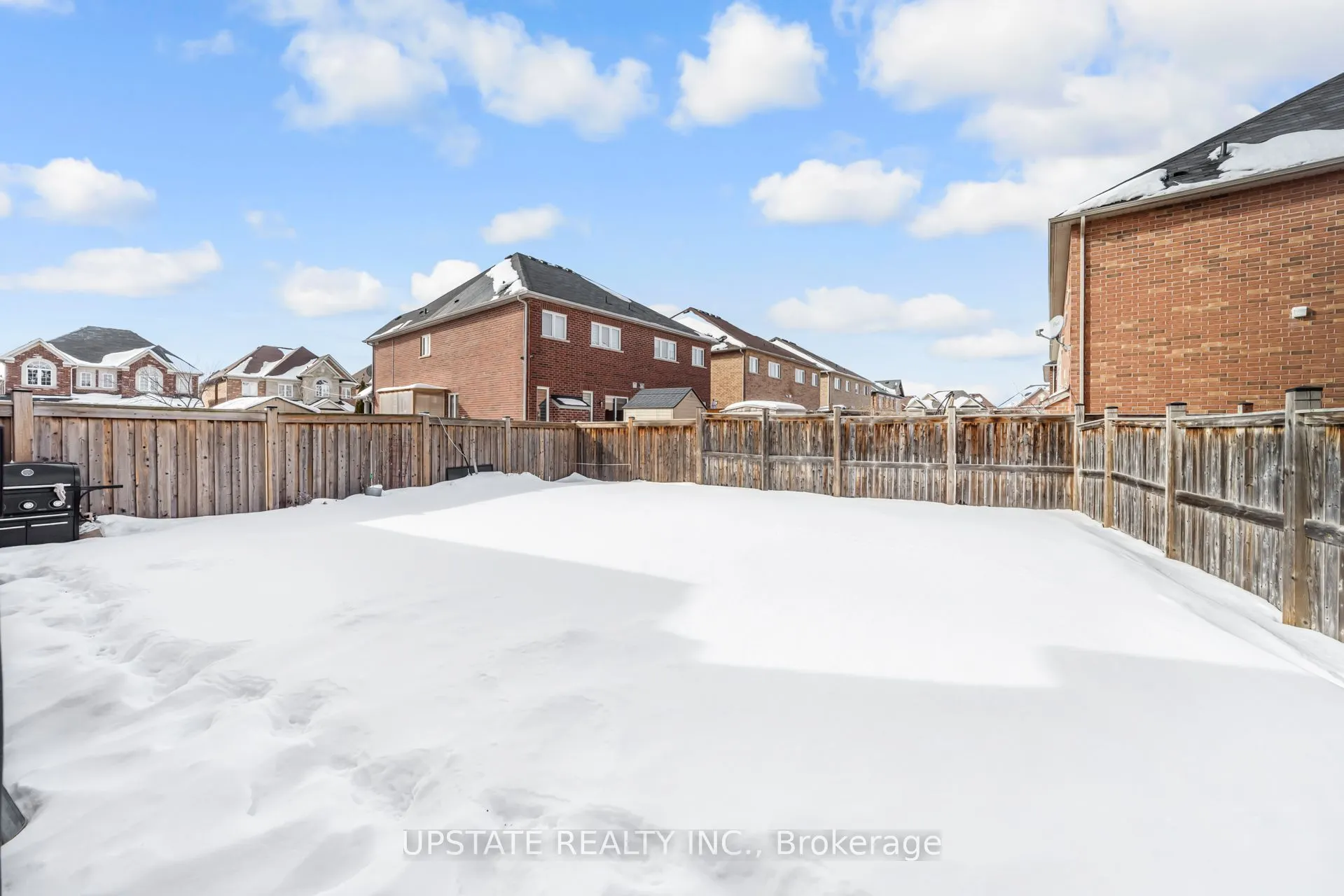 5 Dillon Drive