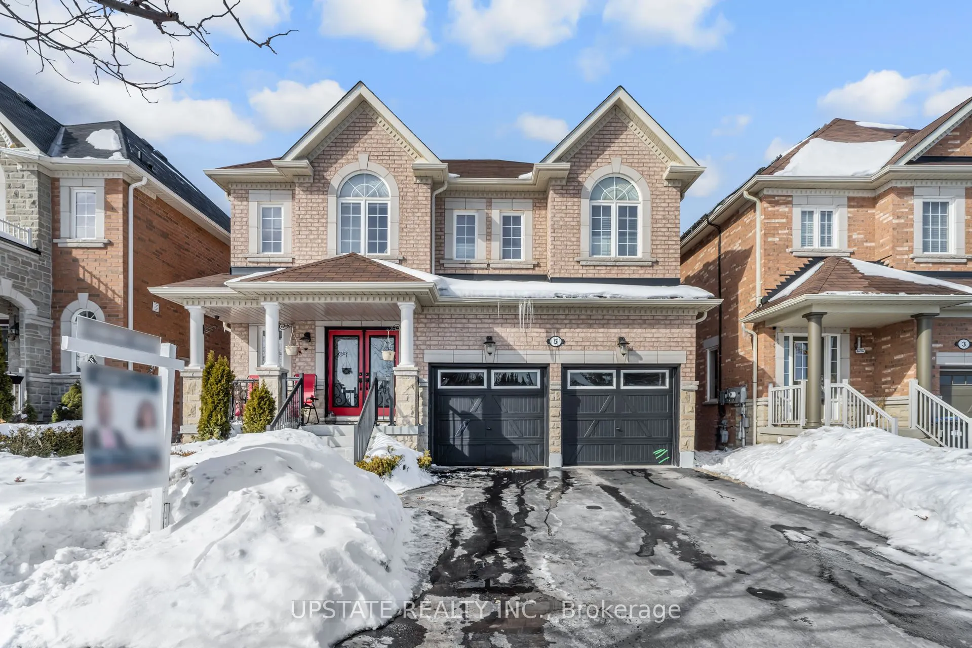 5 Dillon Drive