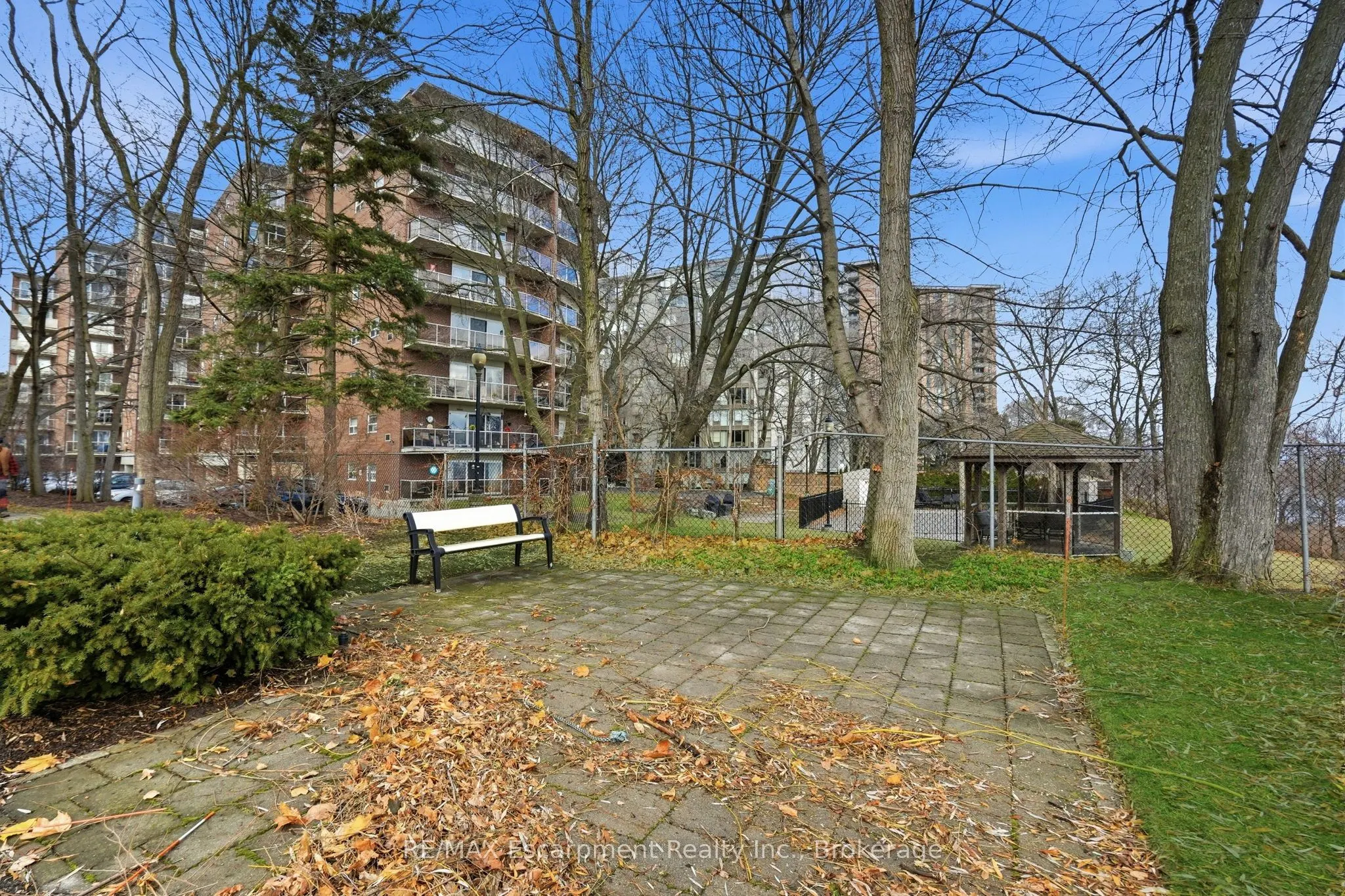5188 Lakeshore Road #310