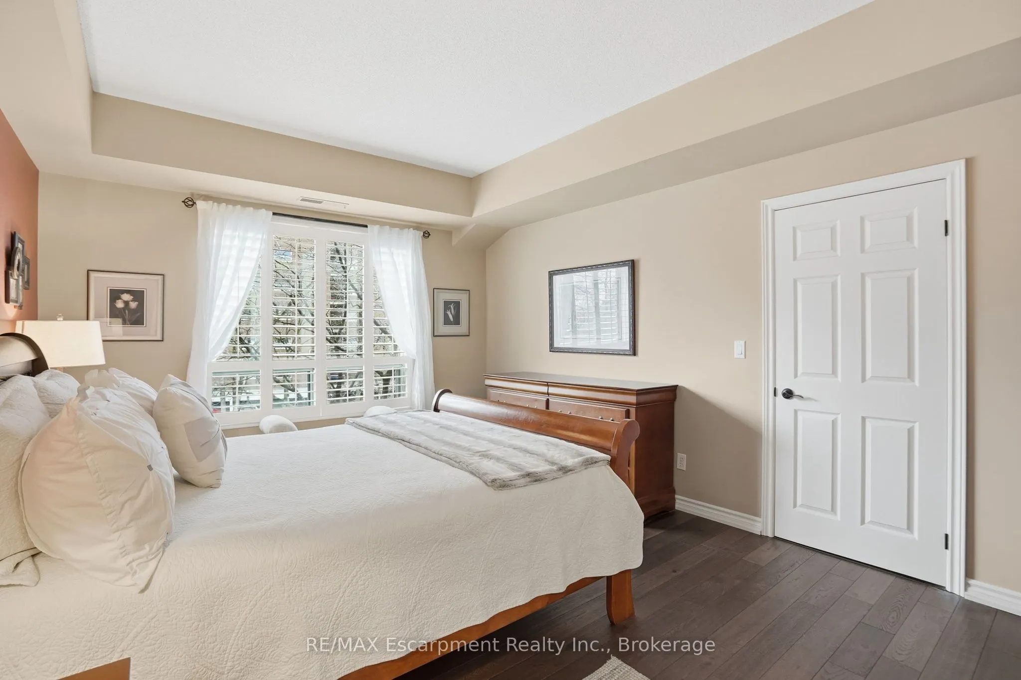 5188 Lakeshore Road #310