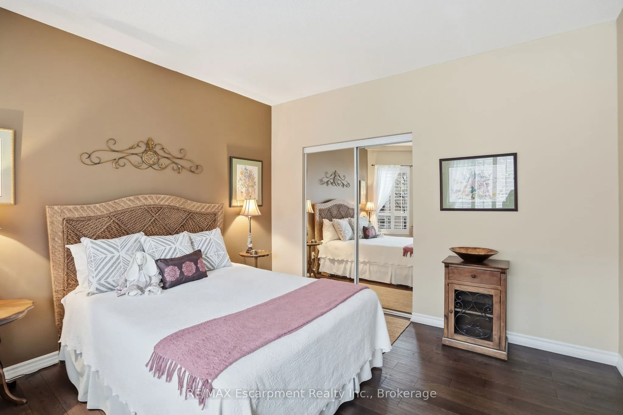5188 Lakeshore Road #310