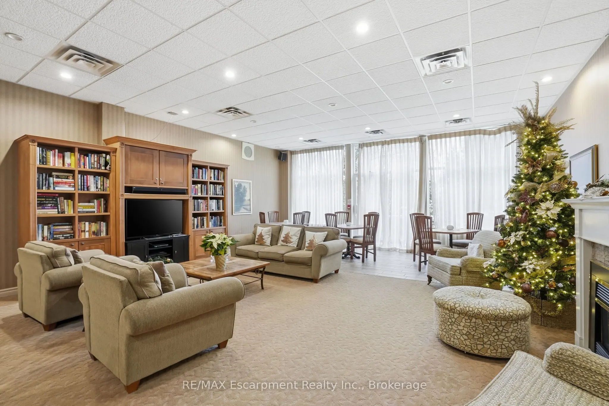5188 Lakeshore Road #310