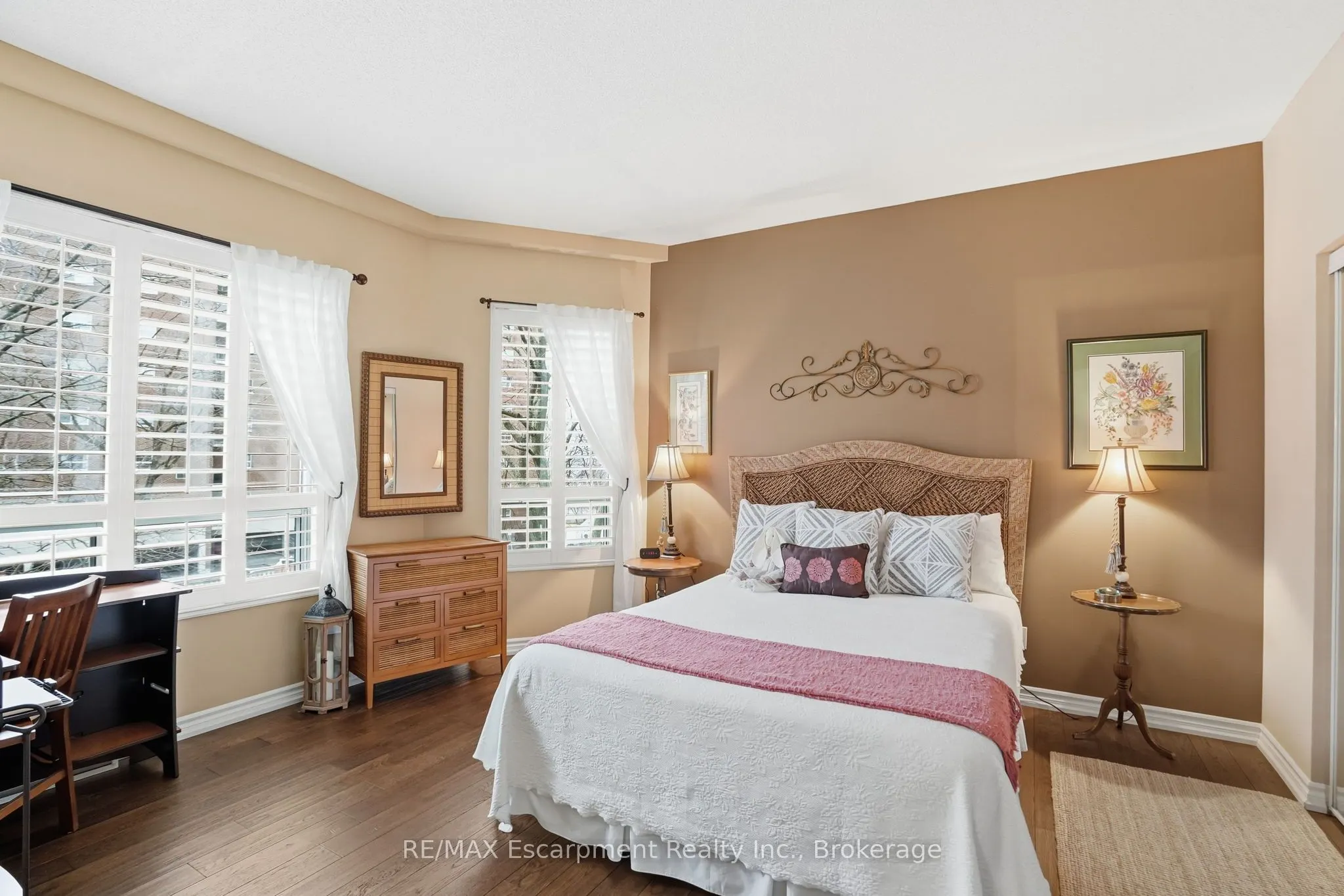 5188 Lakeshore Road #310