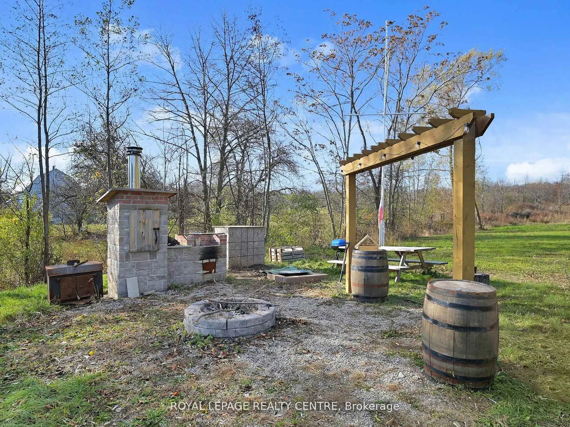521 Old York Road