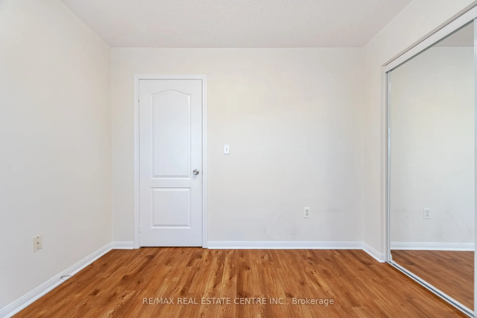 454 Collis Court