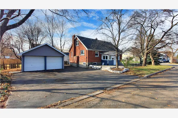 39 Woodward Avenue