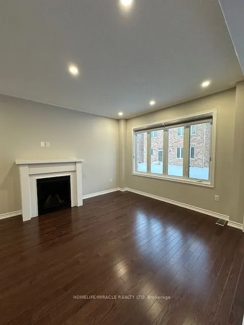 63 Royal Fern Crescent