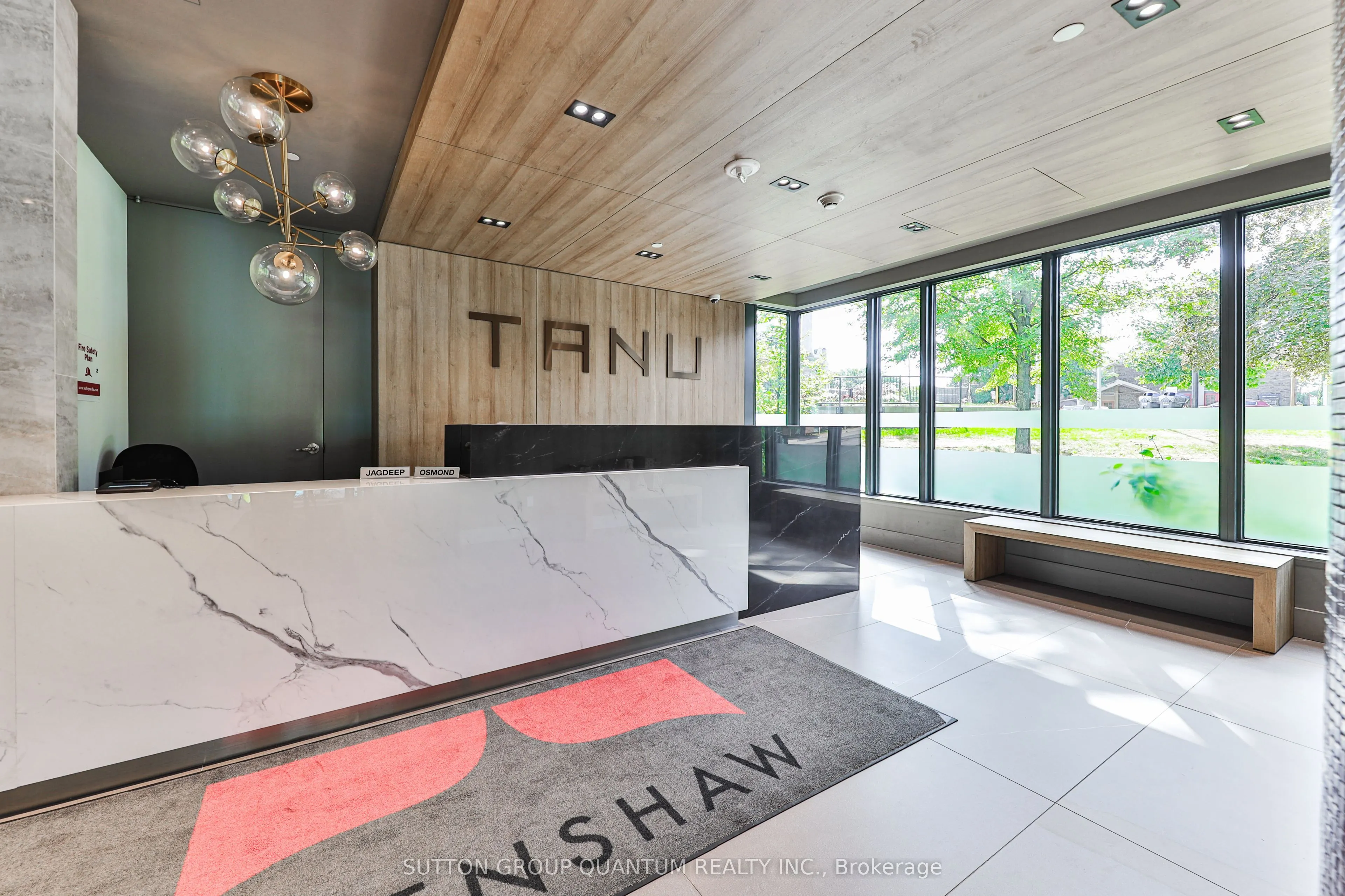 21 Park Street E #1009
