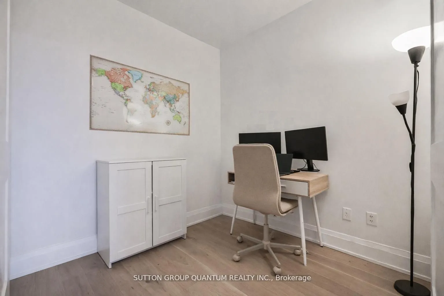21 Park Street E #1009