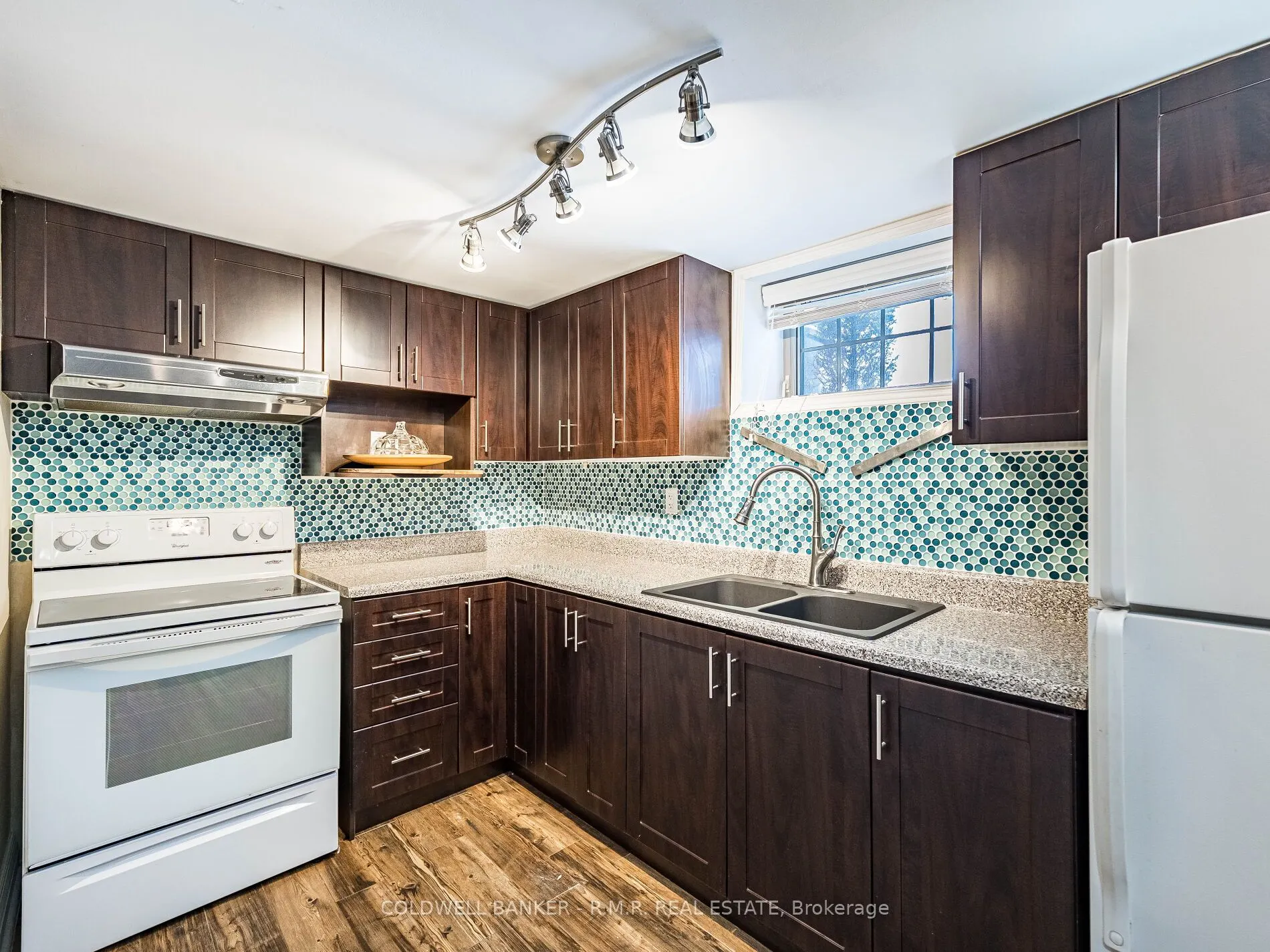 17 Lockheed Boulevard