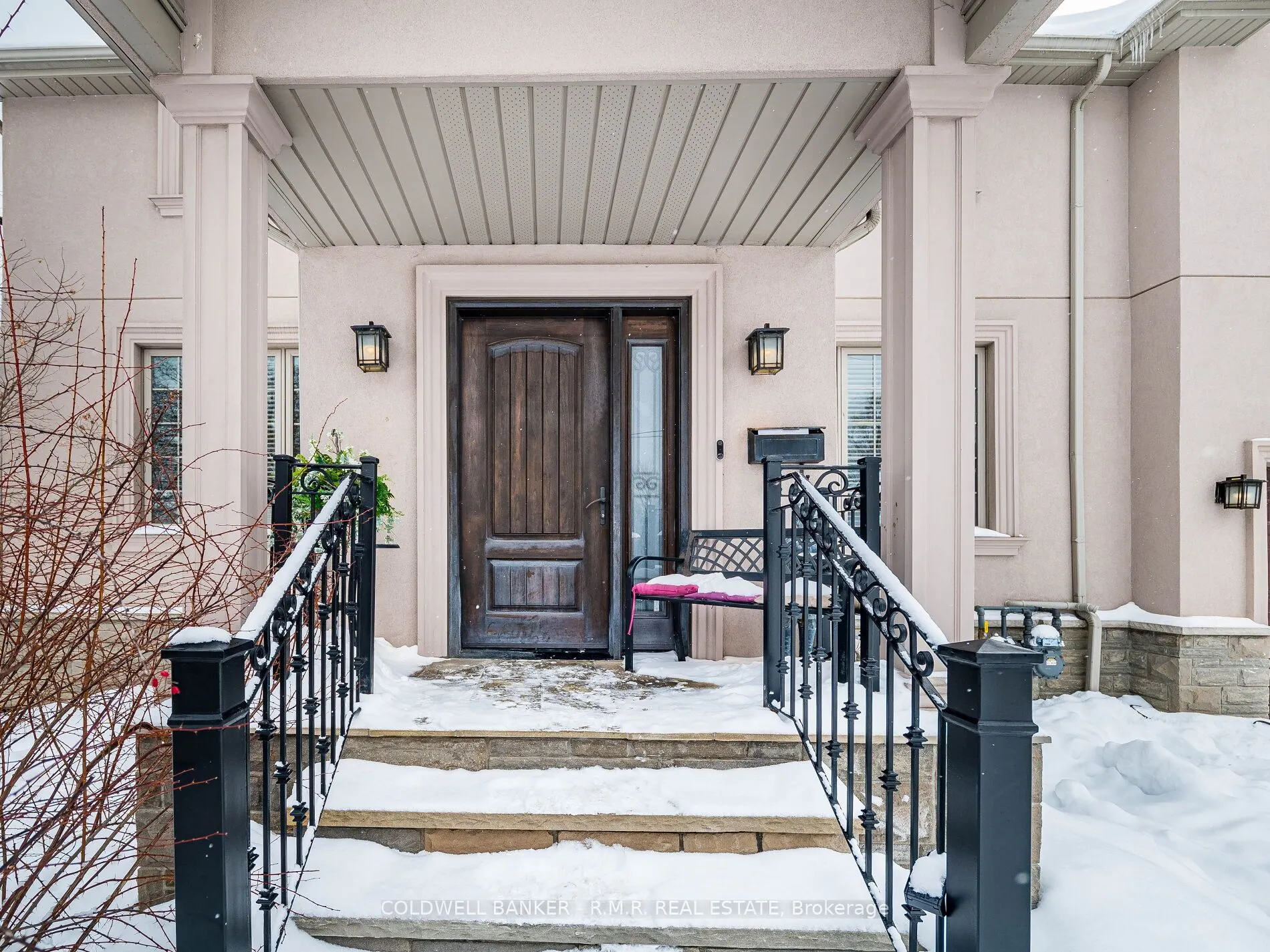 17 Lockheed Boulevard
