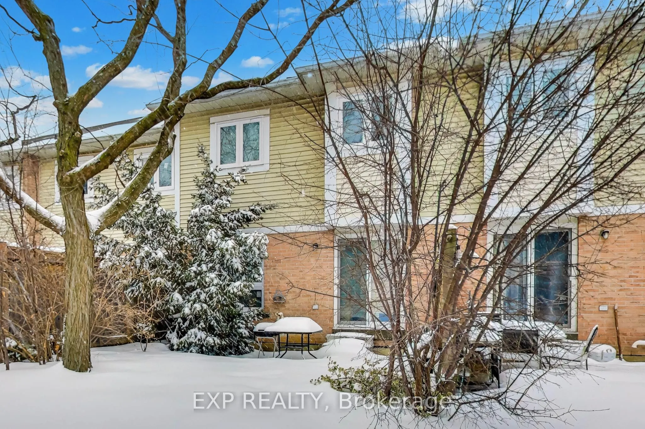 83 Wickstead Court #44