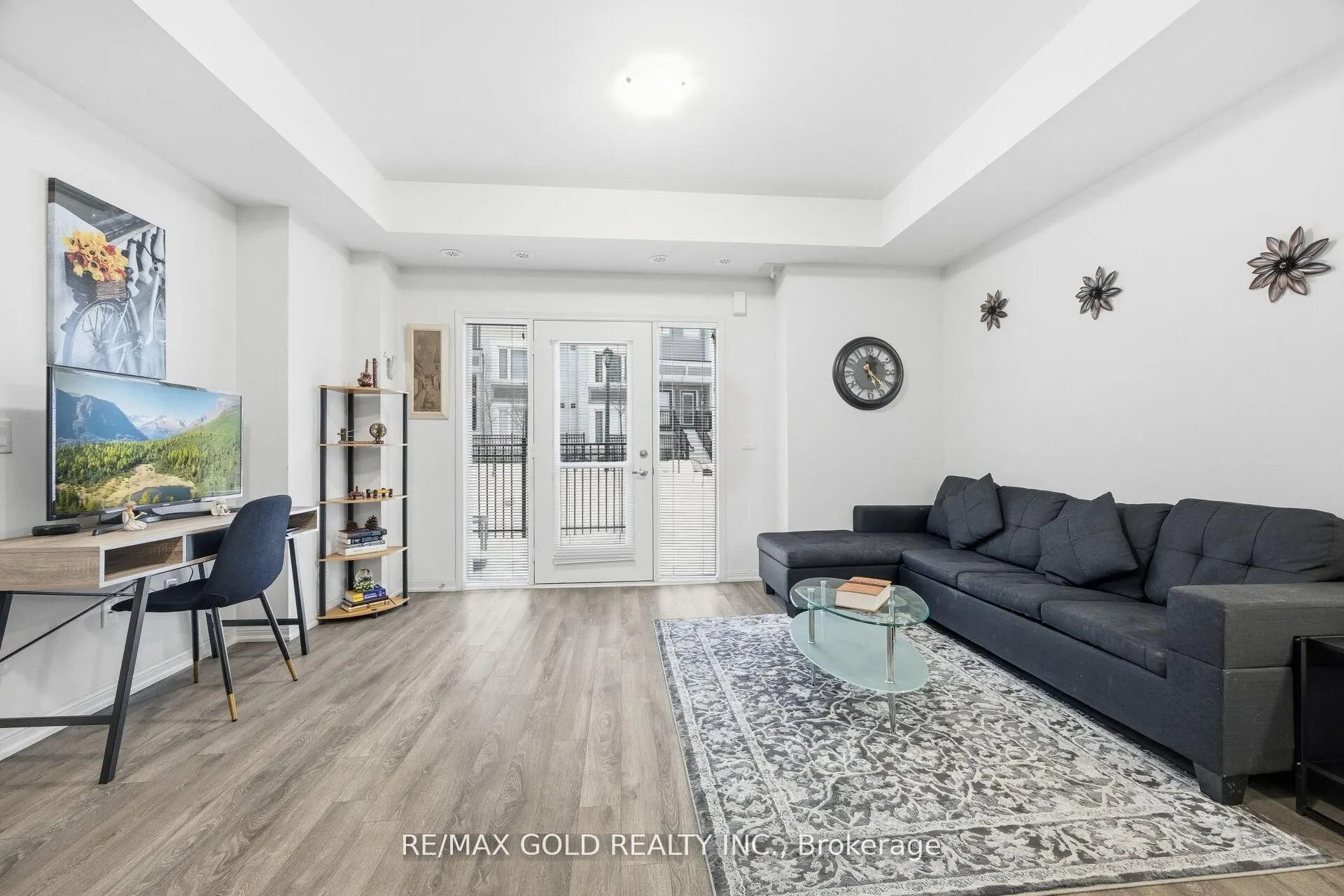 1 Beckenrose Court #144