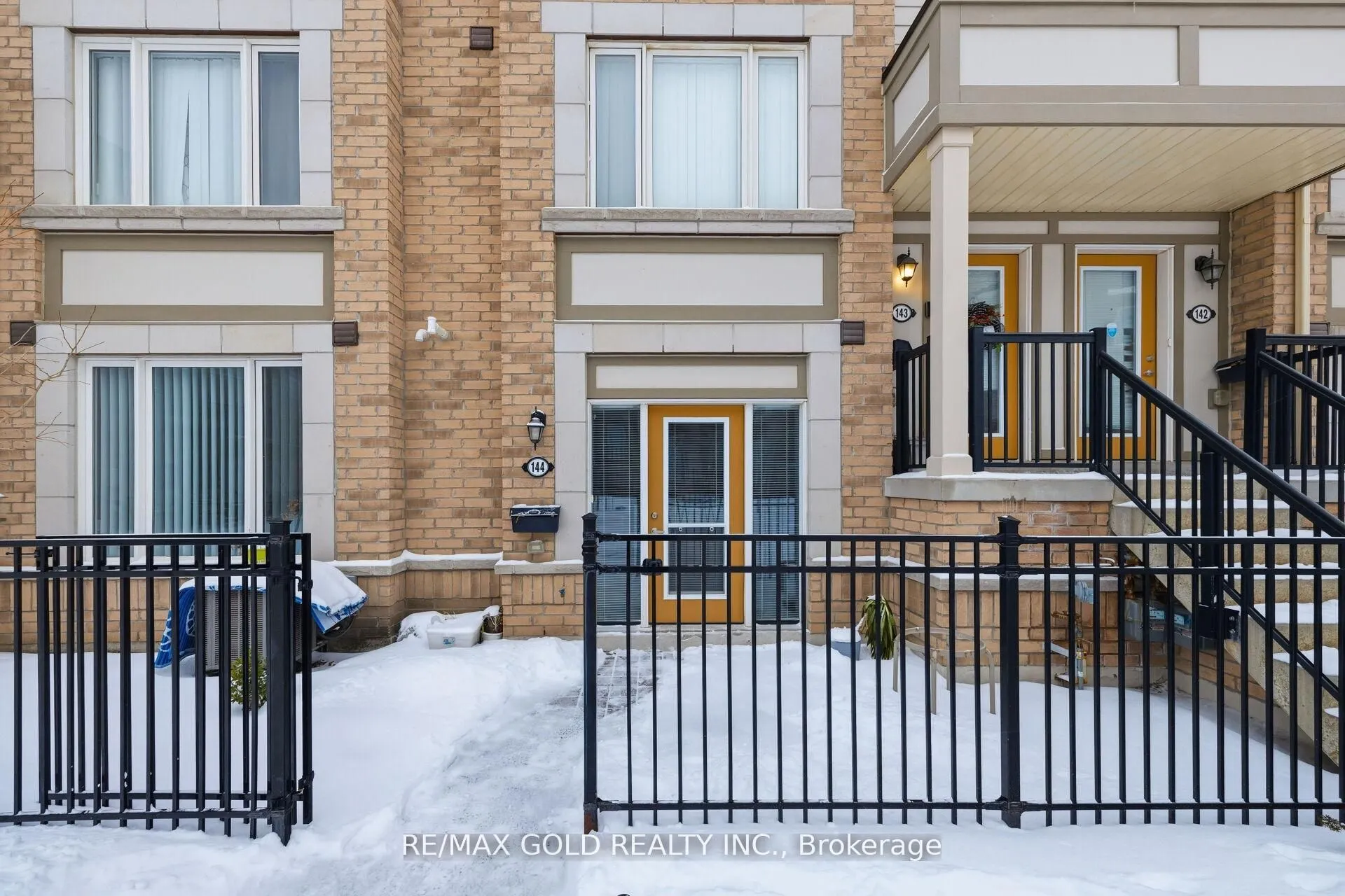 1 Beckenrose Court #144