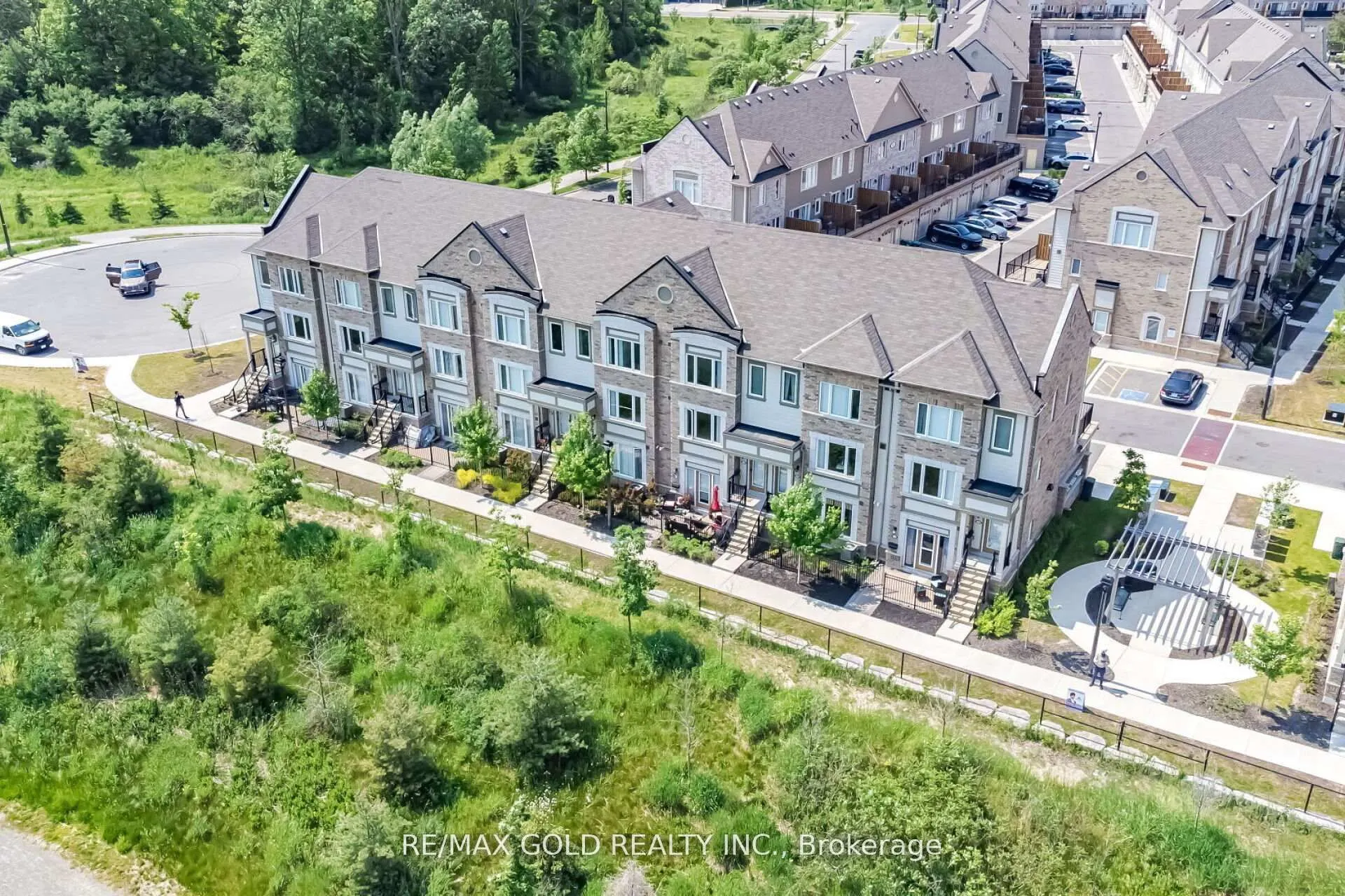 1 Beckenrose Court #144