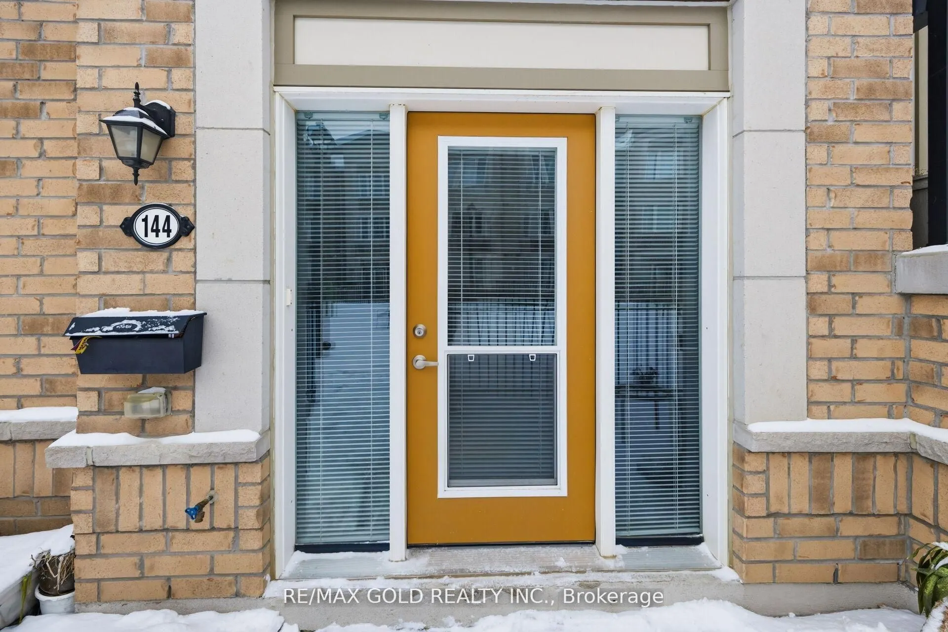 1 Beckenrose Court #144