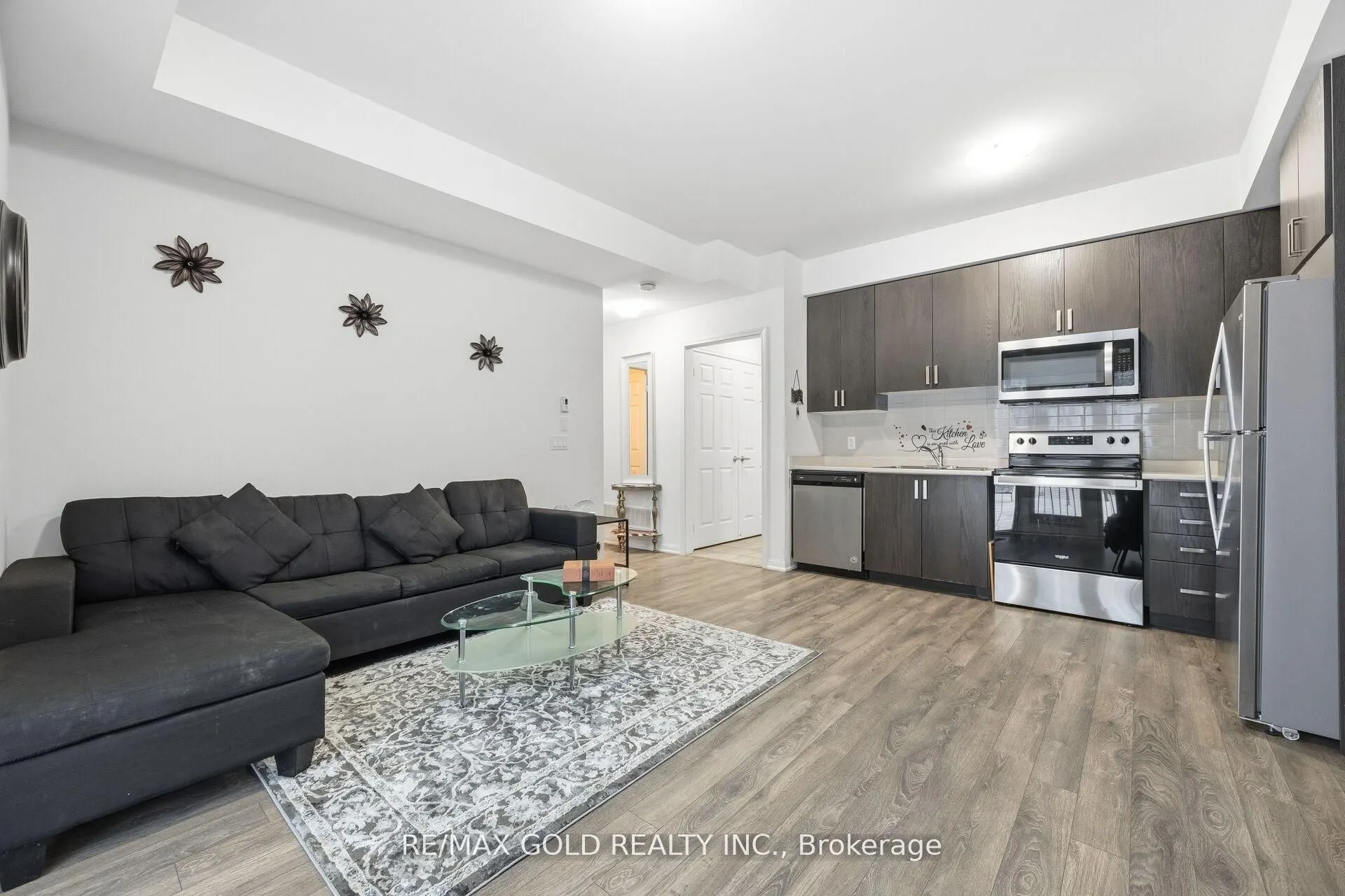 1 Beckenrose Court #144