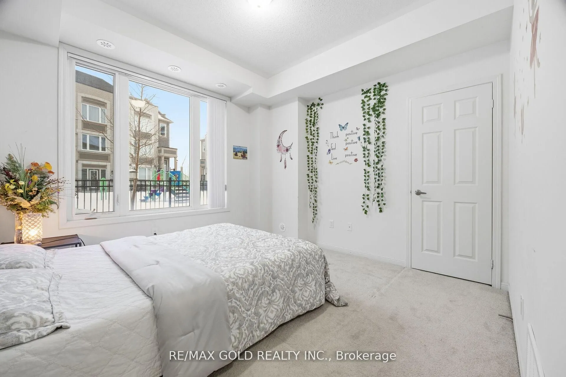 1 Beckenrose Court #144