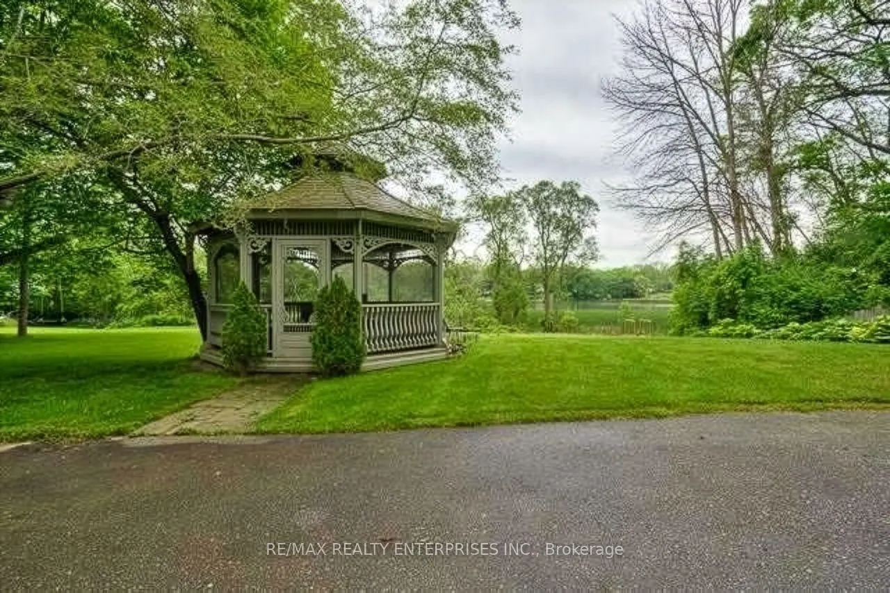 1168 Stavebank Road