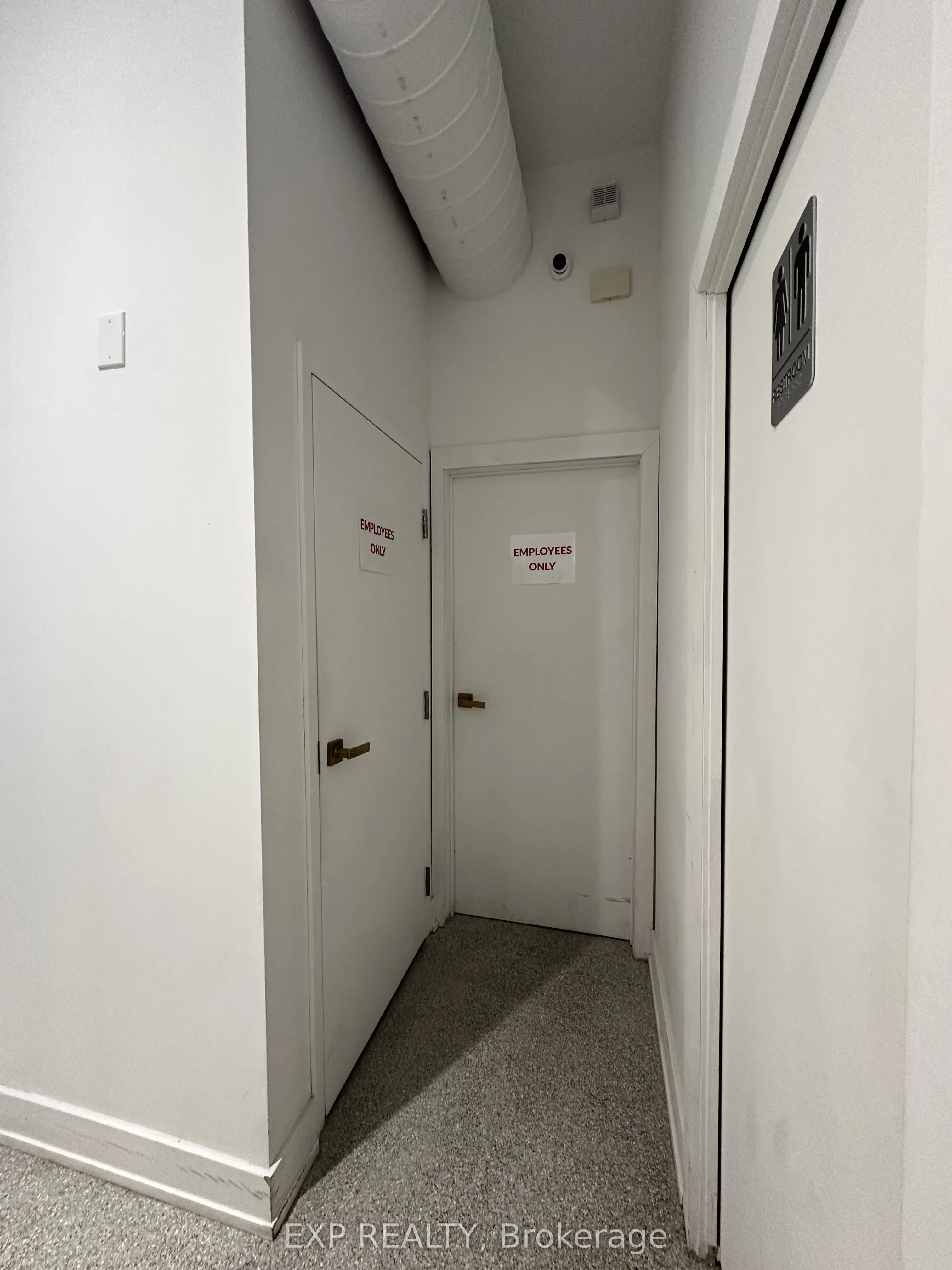 327 Lakeshore Road E