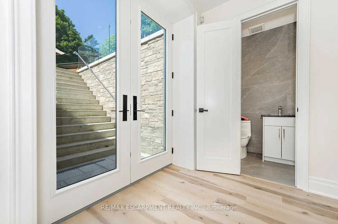 1618 Dogwood Trail