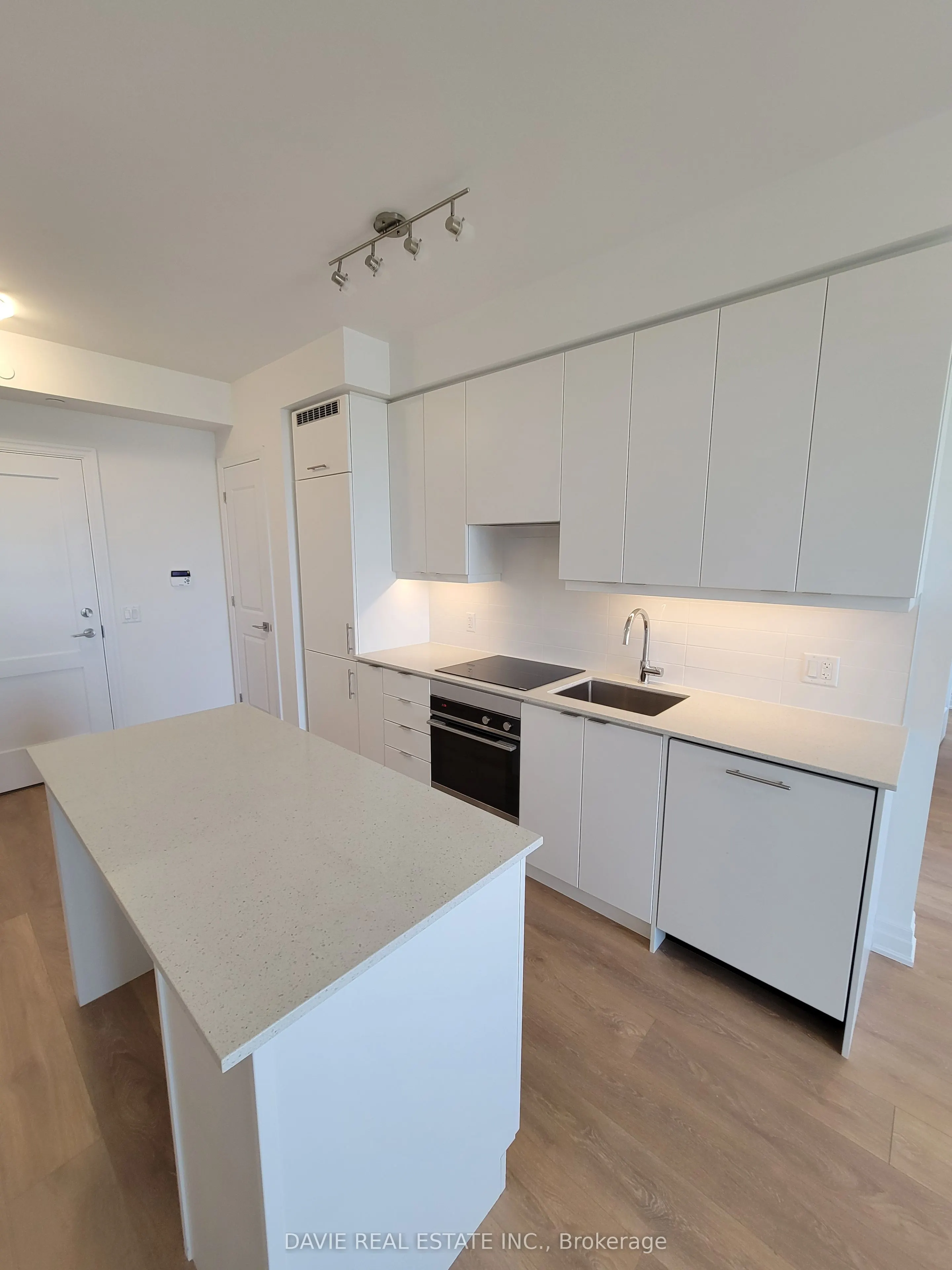 30 Elm Drive W #3502
