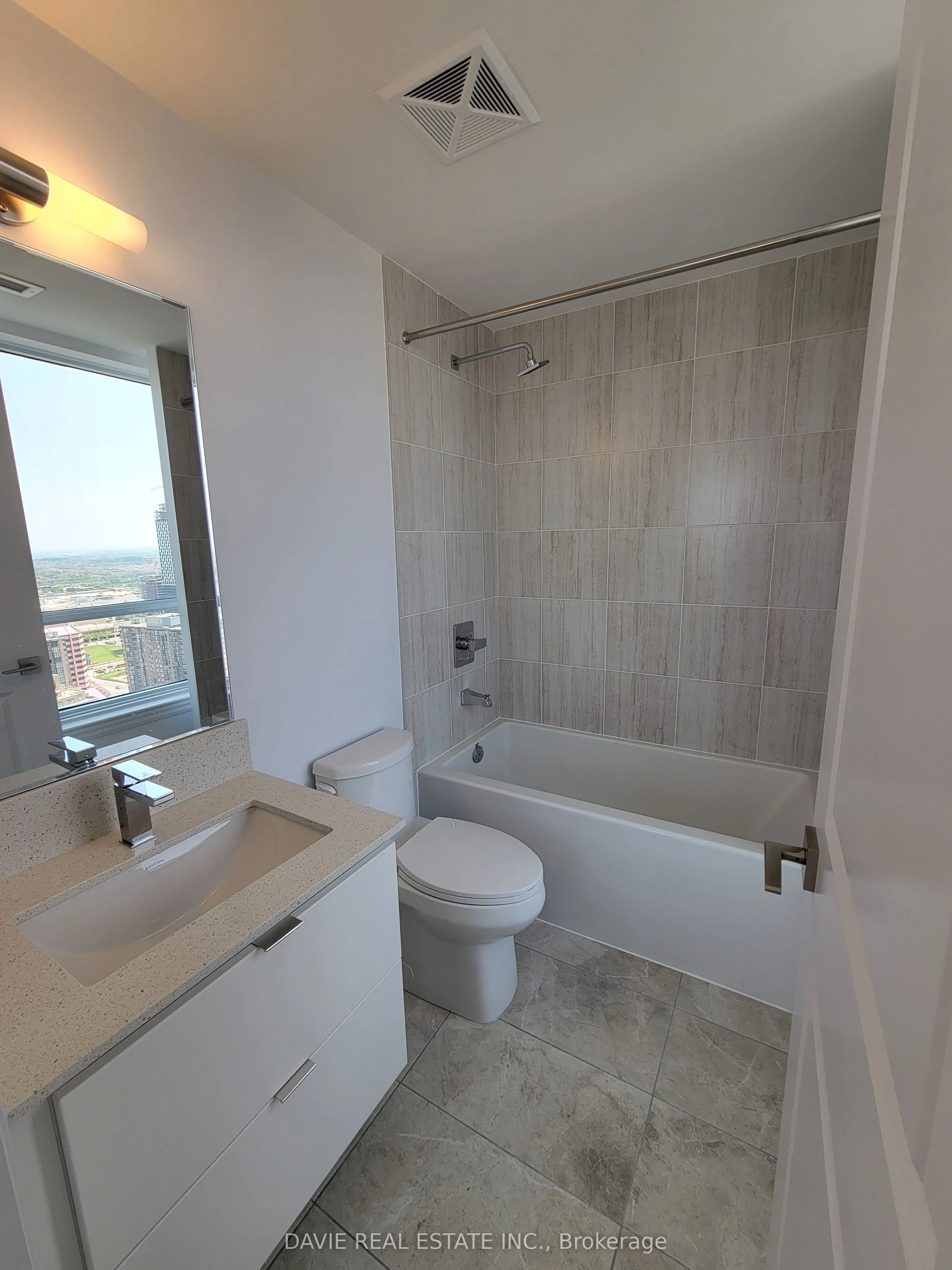 30 Elm Drive W #3502