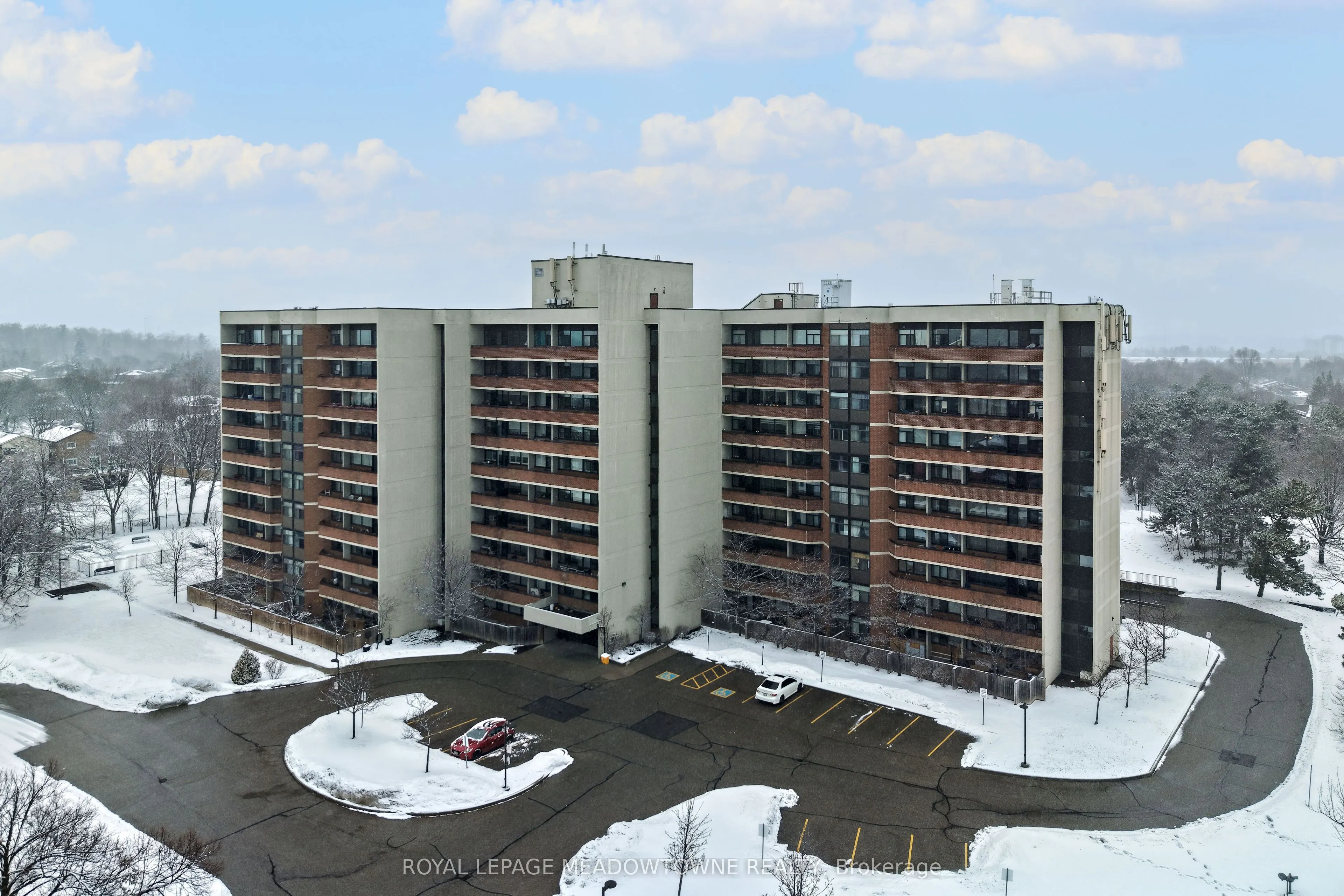 2301 Derry Road W ##806