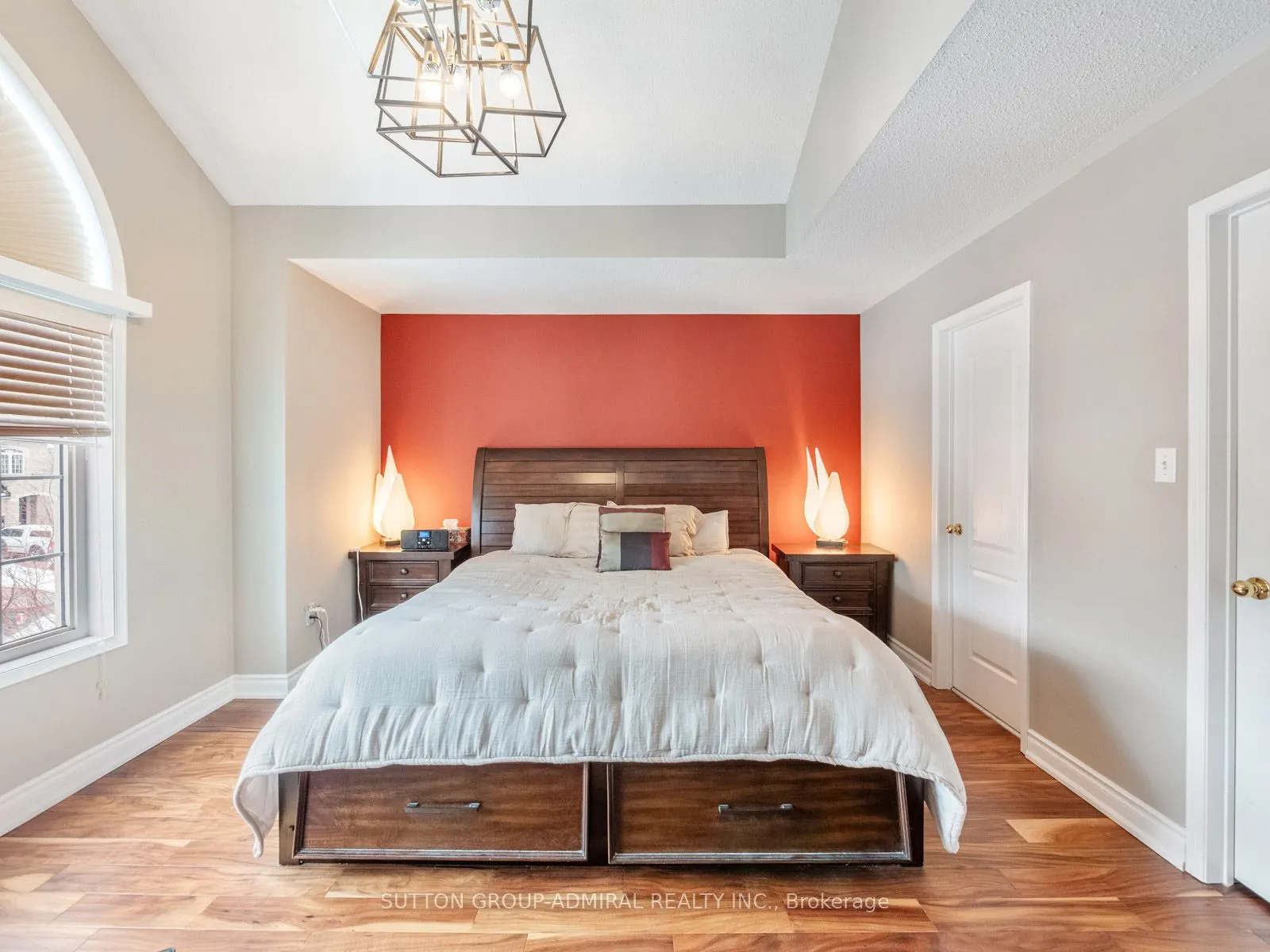 82 Belmont Boulevard