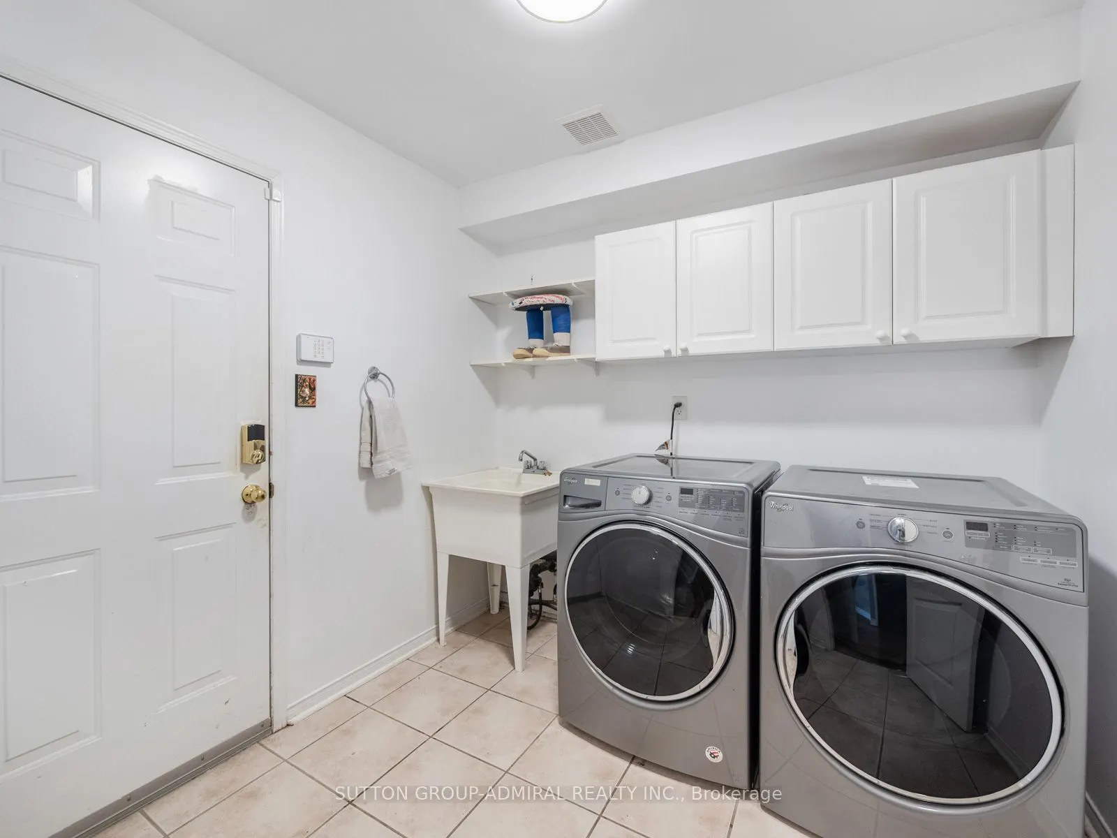 82 Belmont Boulevard