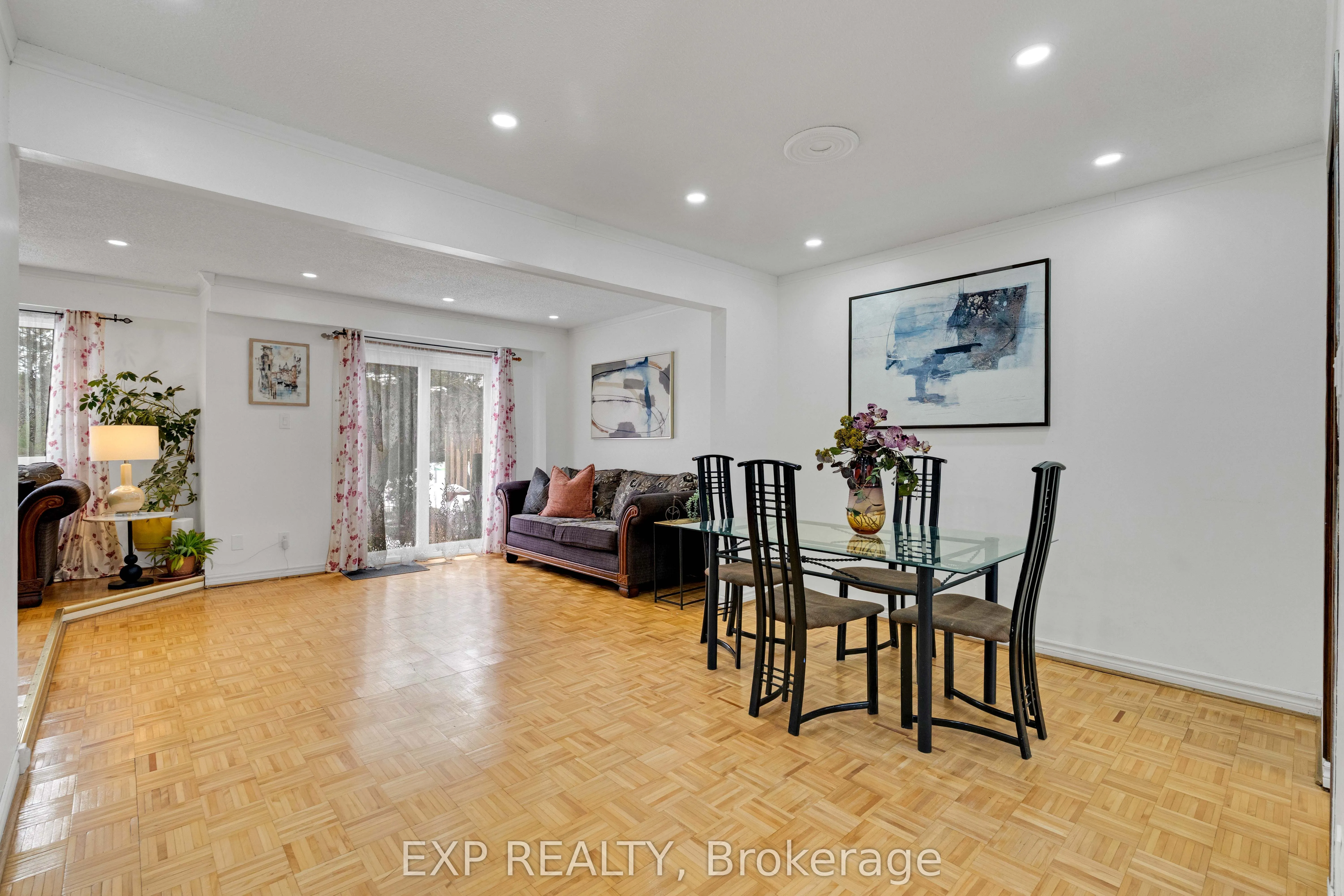 1180 Mississauga Valley Boulevard #4
