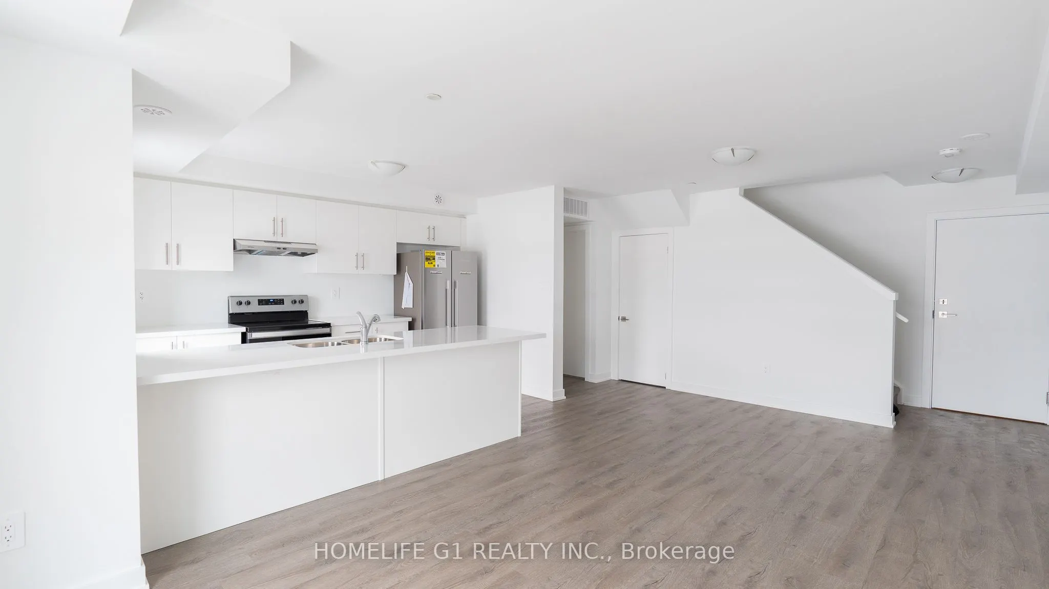25 Romilly Avenue #16