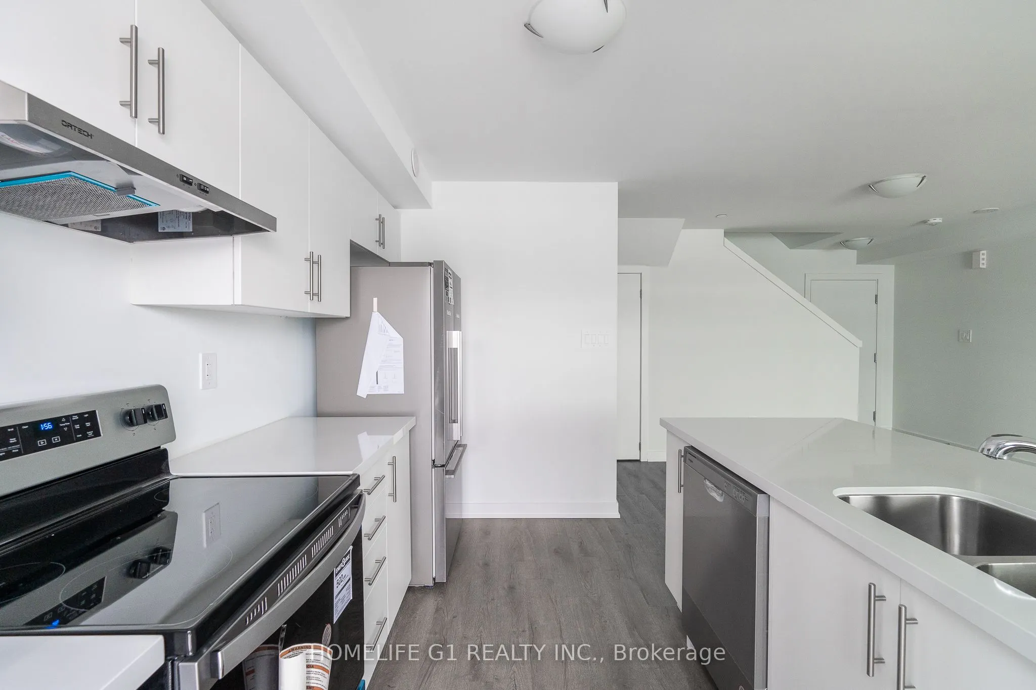 25 Romilly Avenue #16
