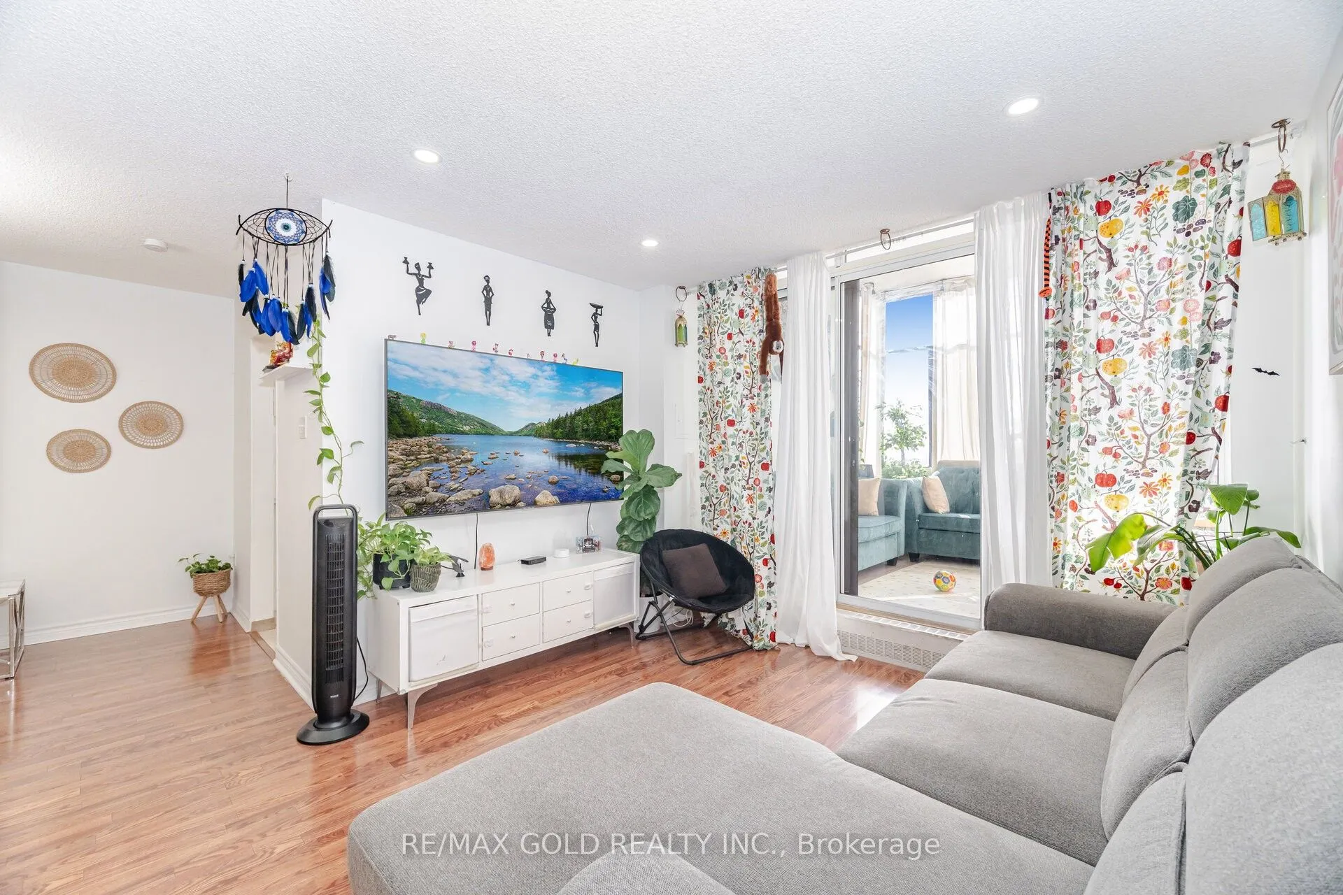 1615 Bloor Street #1203