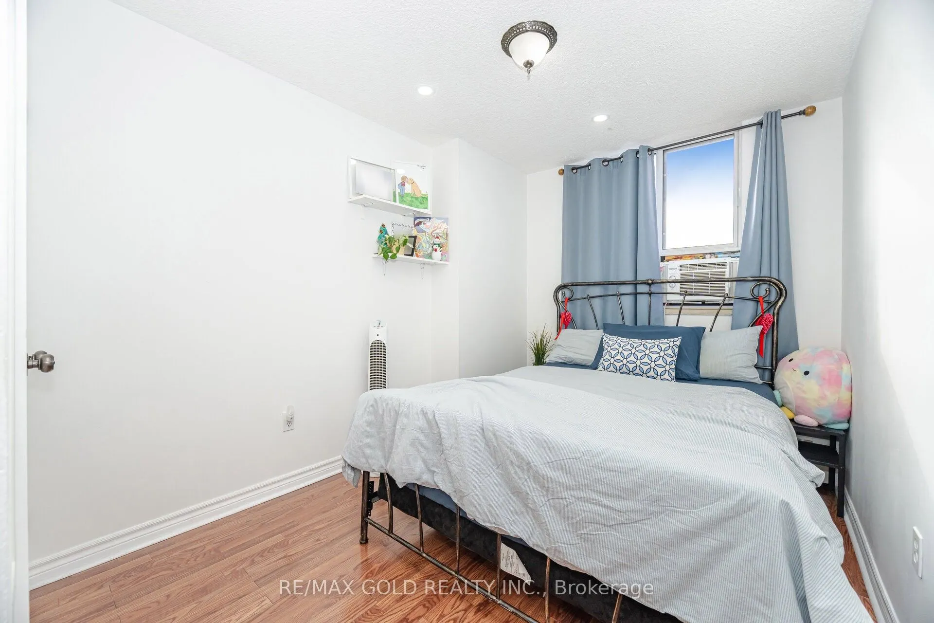 1615 Bloor Street #1203