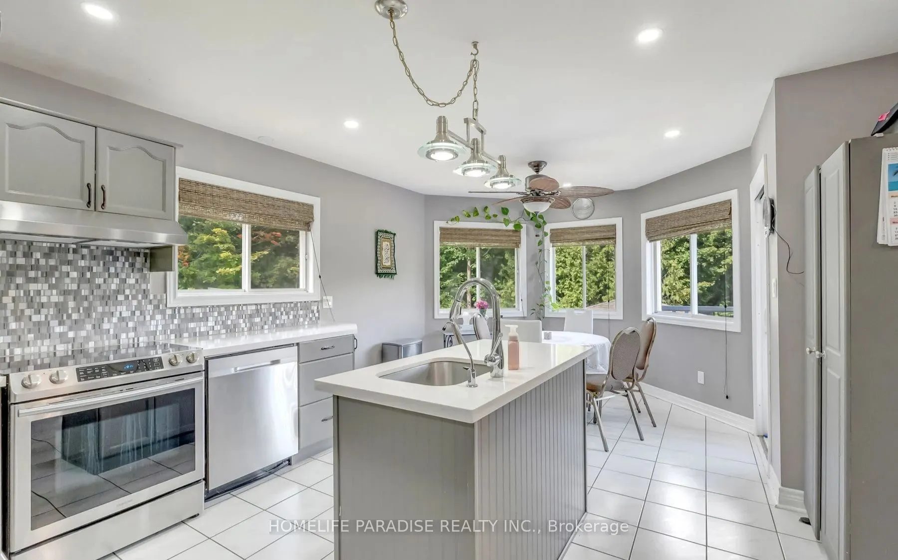 19 Mcconachie Crescent