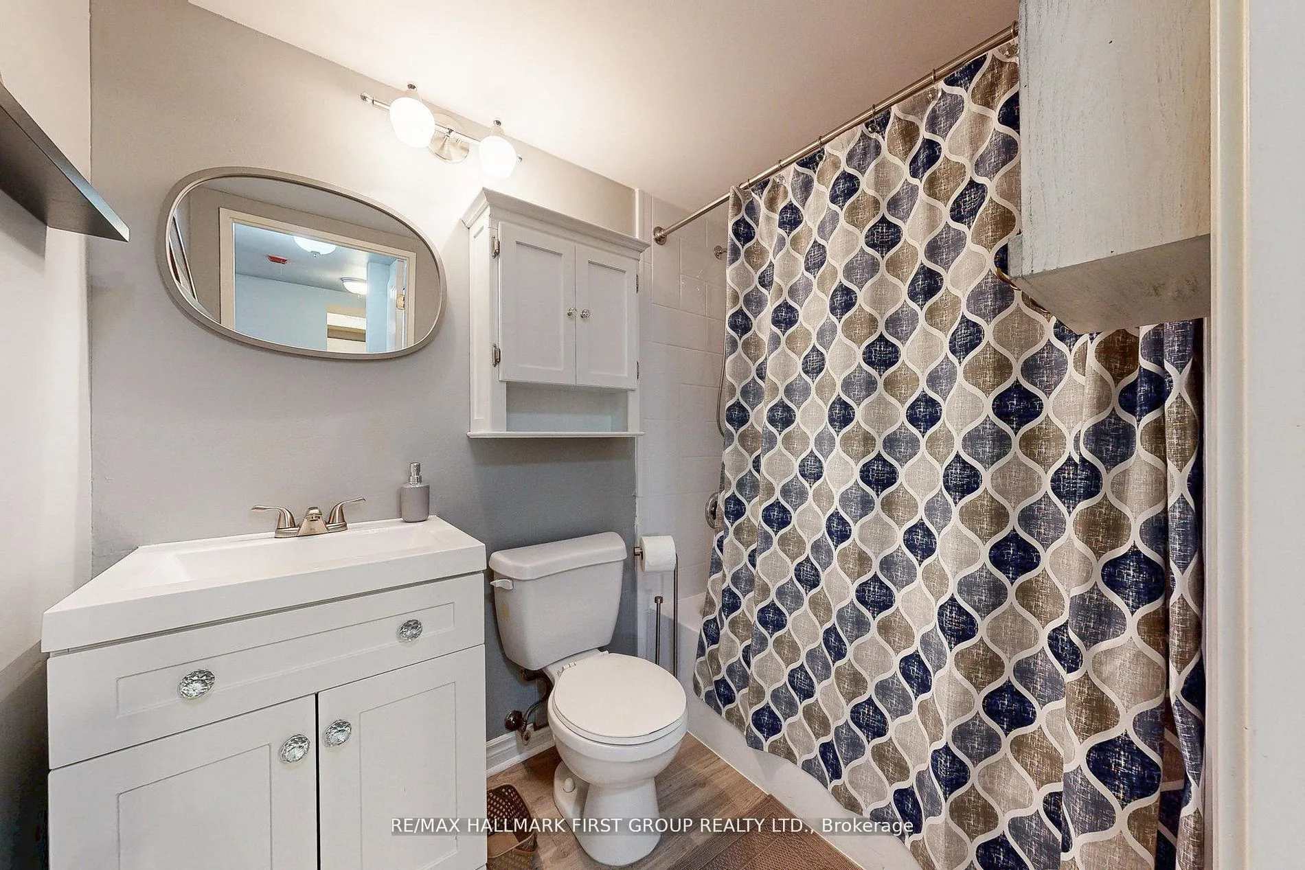 8351 McLaughlin Road S #218