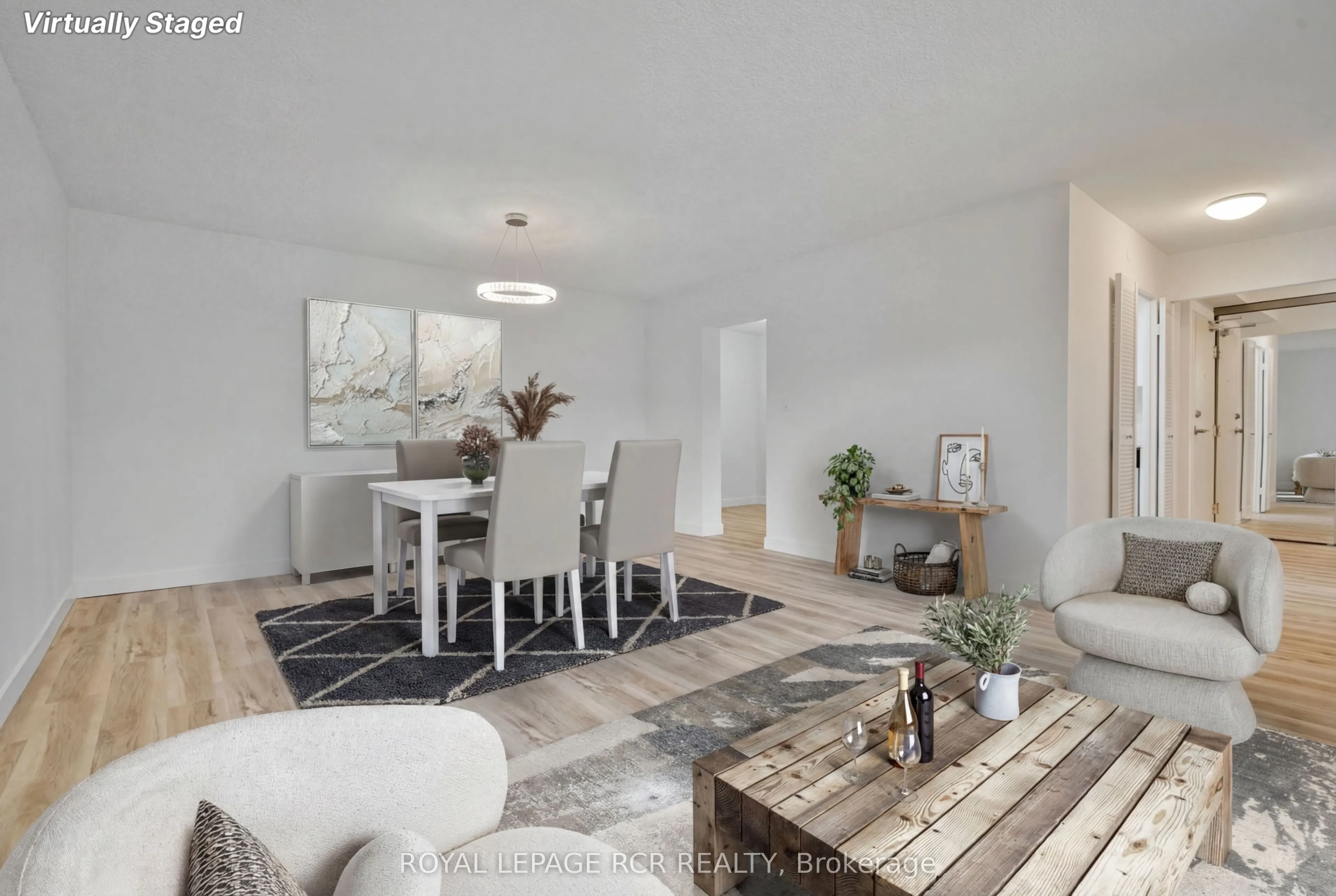 1535 Lakeshore Road E #205