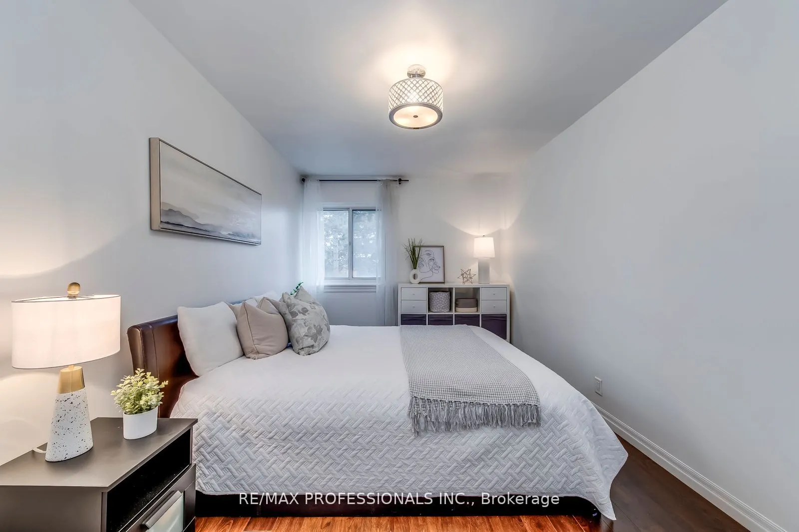 4345 Bloor Street W #51