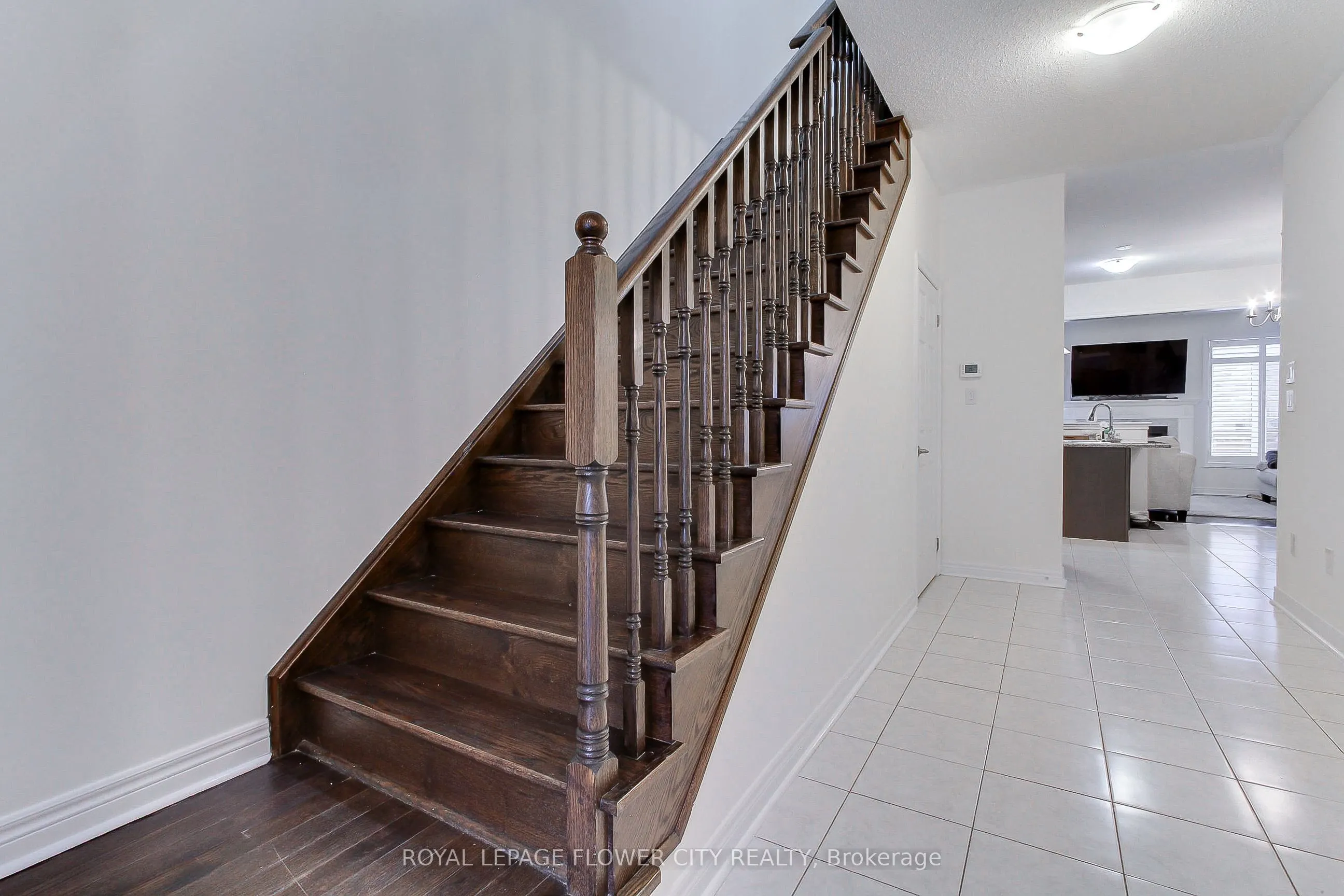 101 Huguenot Road