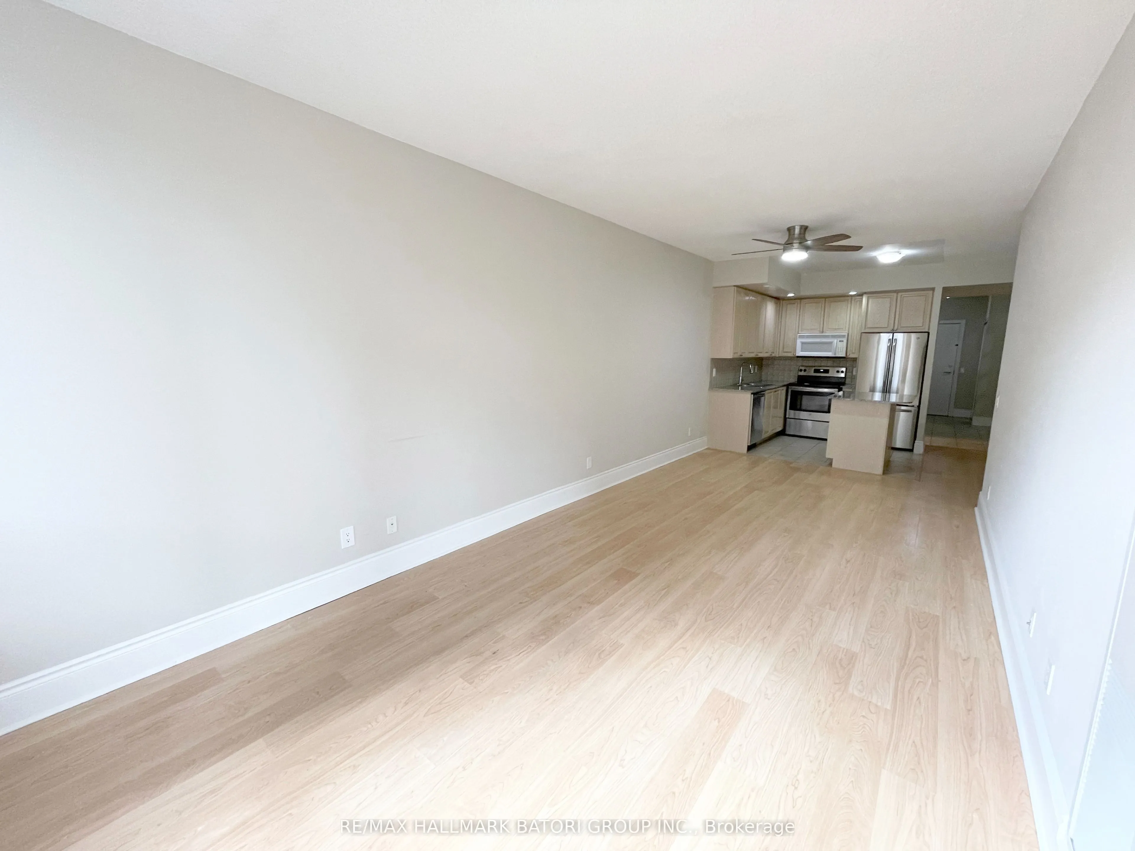 5233 Dundas Street W #316
